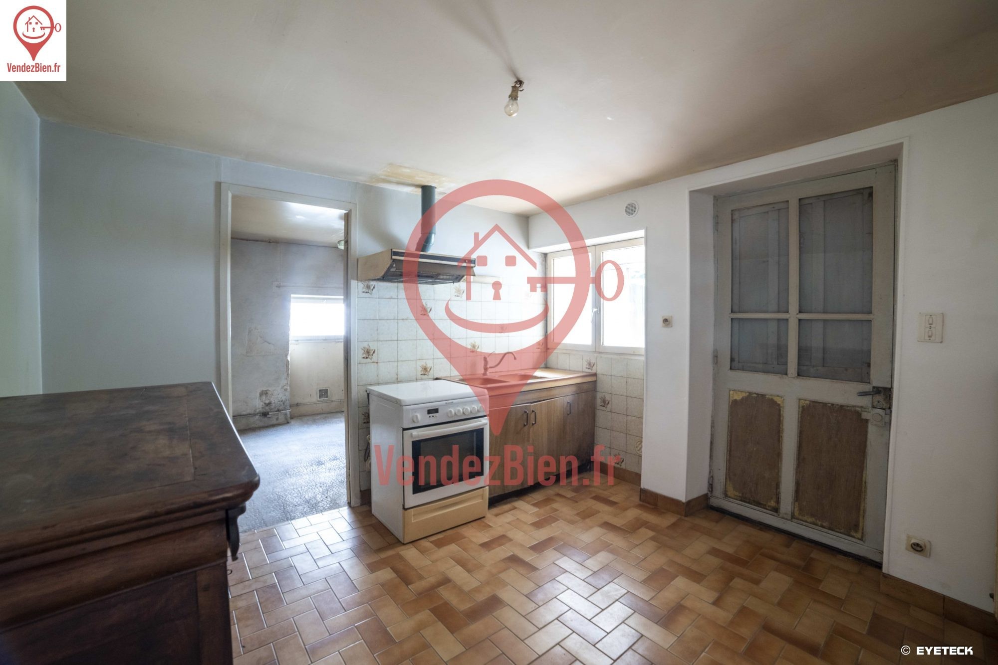 dpt cher (18), à vendre Sainte Solange P2 de 67m2 avec dépendances sur un terrain de 460 m2 — photo 3