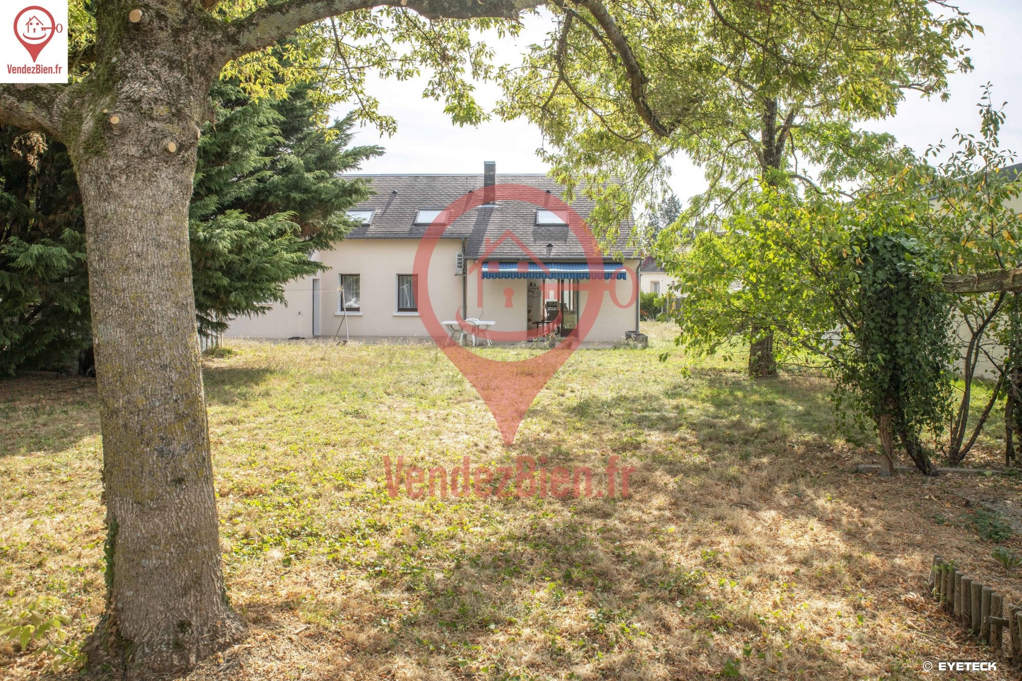 dpt cher (18), à vendre Bourges Maison P5 de 135m2 avec garage, sur un terrain de 1000m2 — photo 16