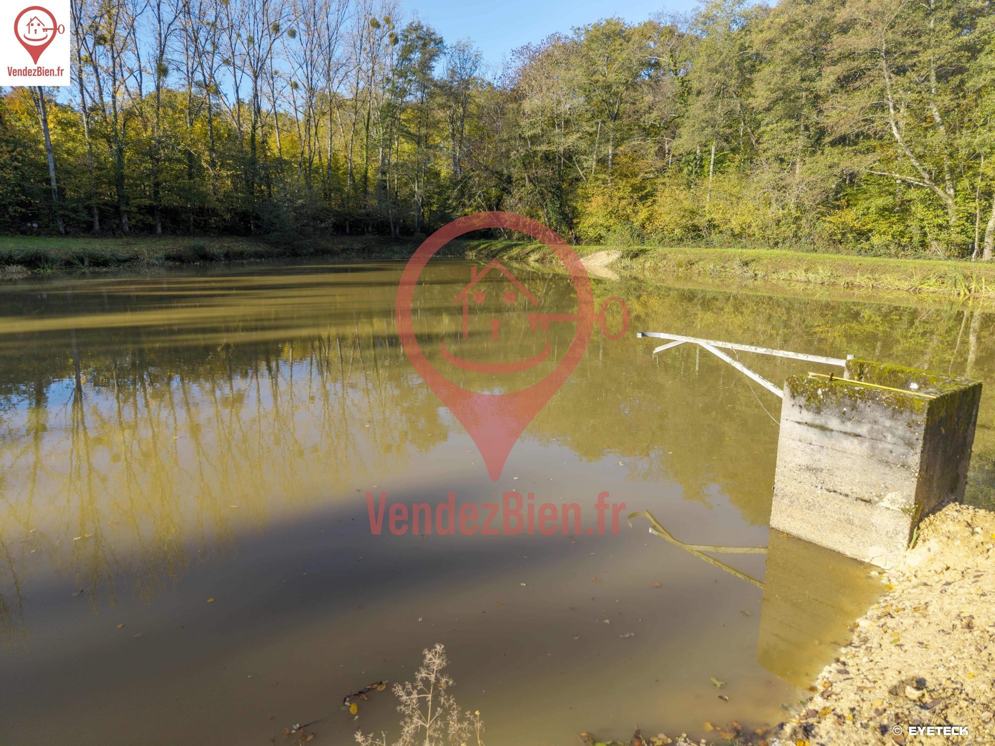 Etang pour la pêche - 5200 m2 sur terrain 9062 m2 — photo 7