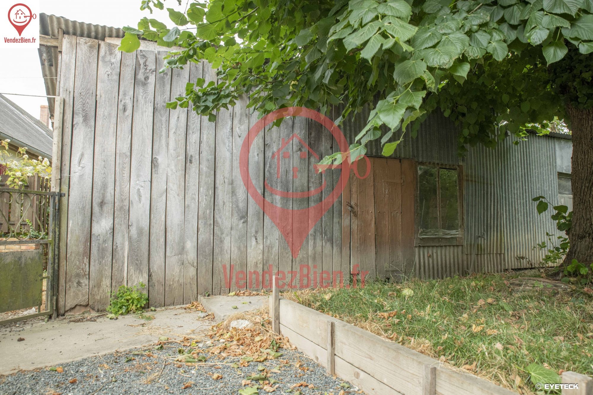 dpt cher (18), à vendre Sainte Solange P2 de 67m2 avec dépendances sur un terrain de 460 m2 — photo 9