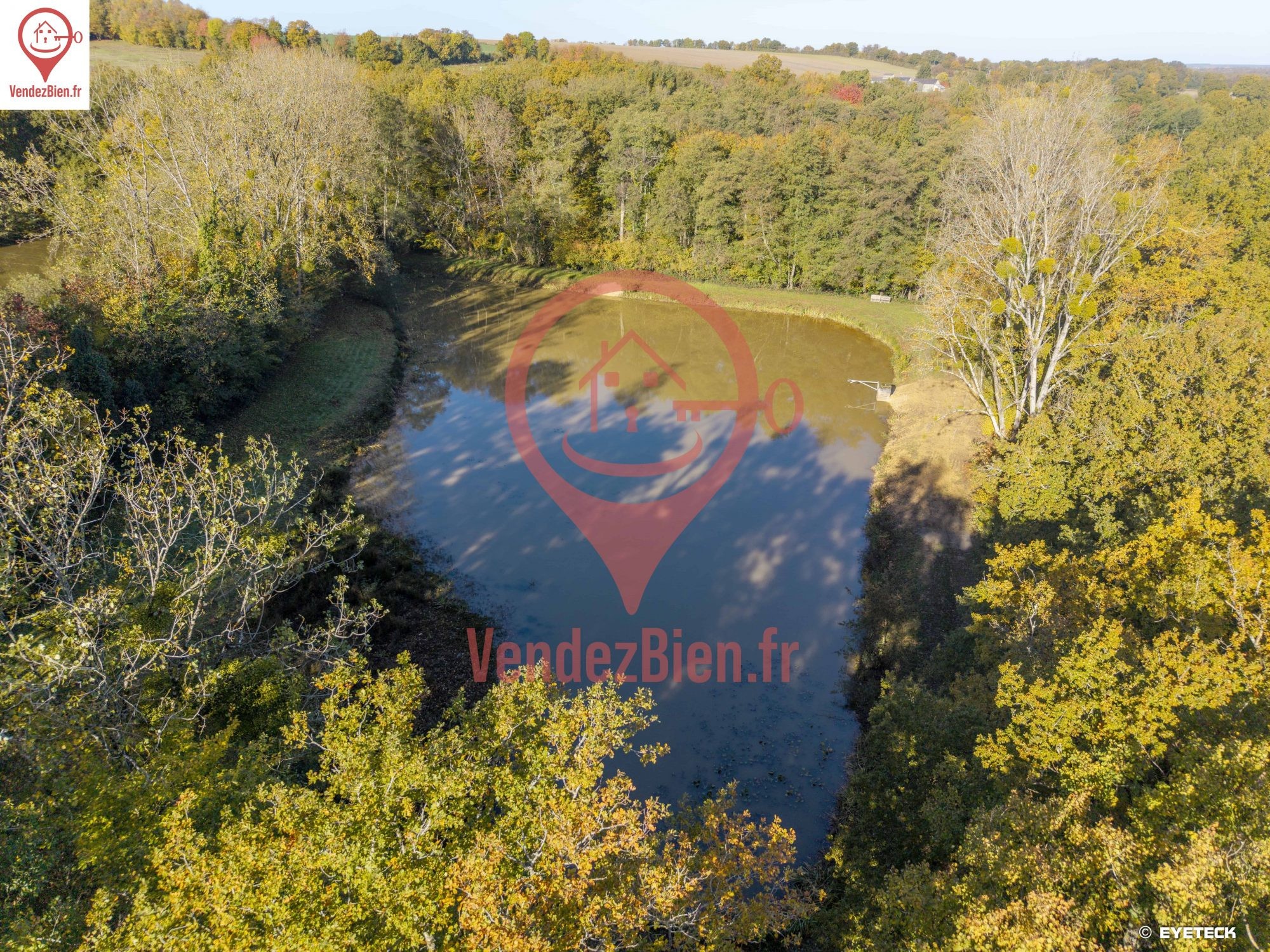 Etang pour la pêche - 5200 m2 sur terrain 9062 m2 — photo 11