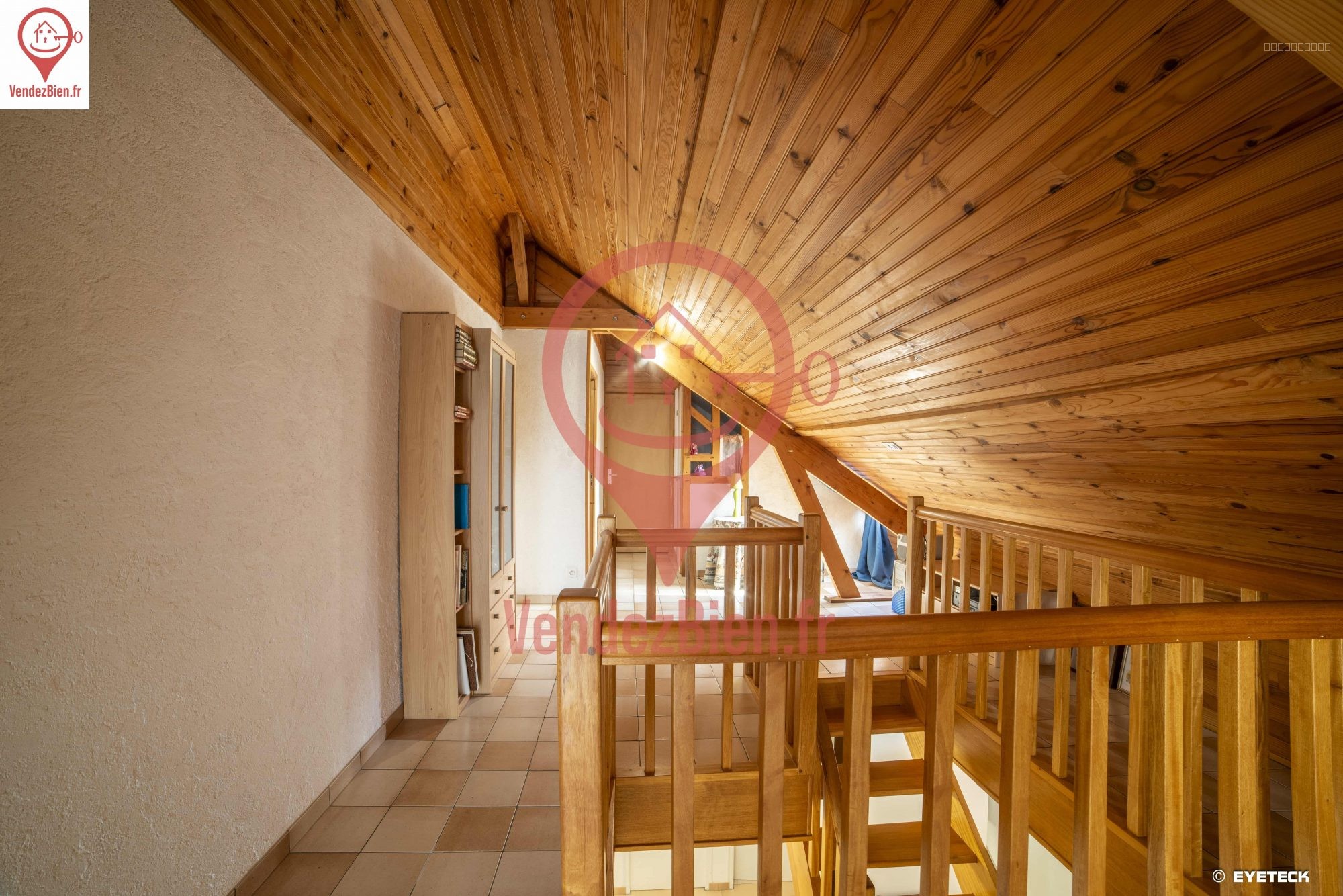 dpt cher (18), à vendre Bourges Maison P5 de 135m2 avec garage, sur un terrain de 1000m2 — photo 9