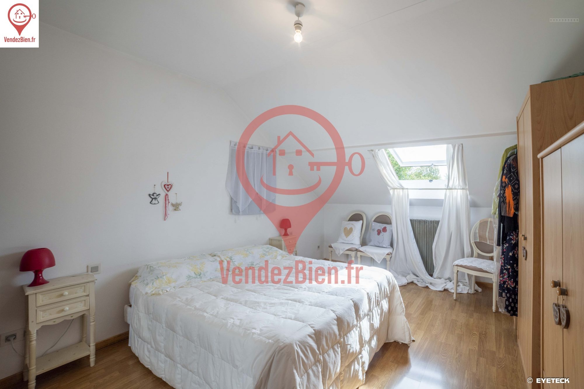 dpt cher (18), à vendre Bourges Maison P5 de 135m2 avec garage, sur un terrain de 1000m2 — photo 5