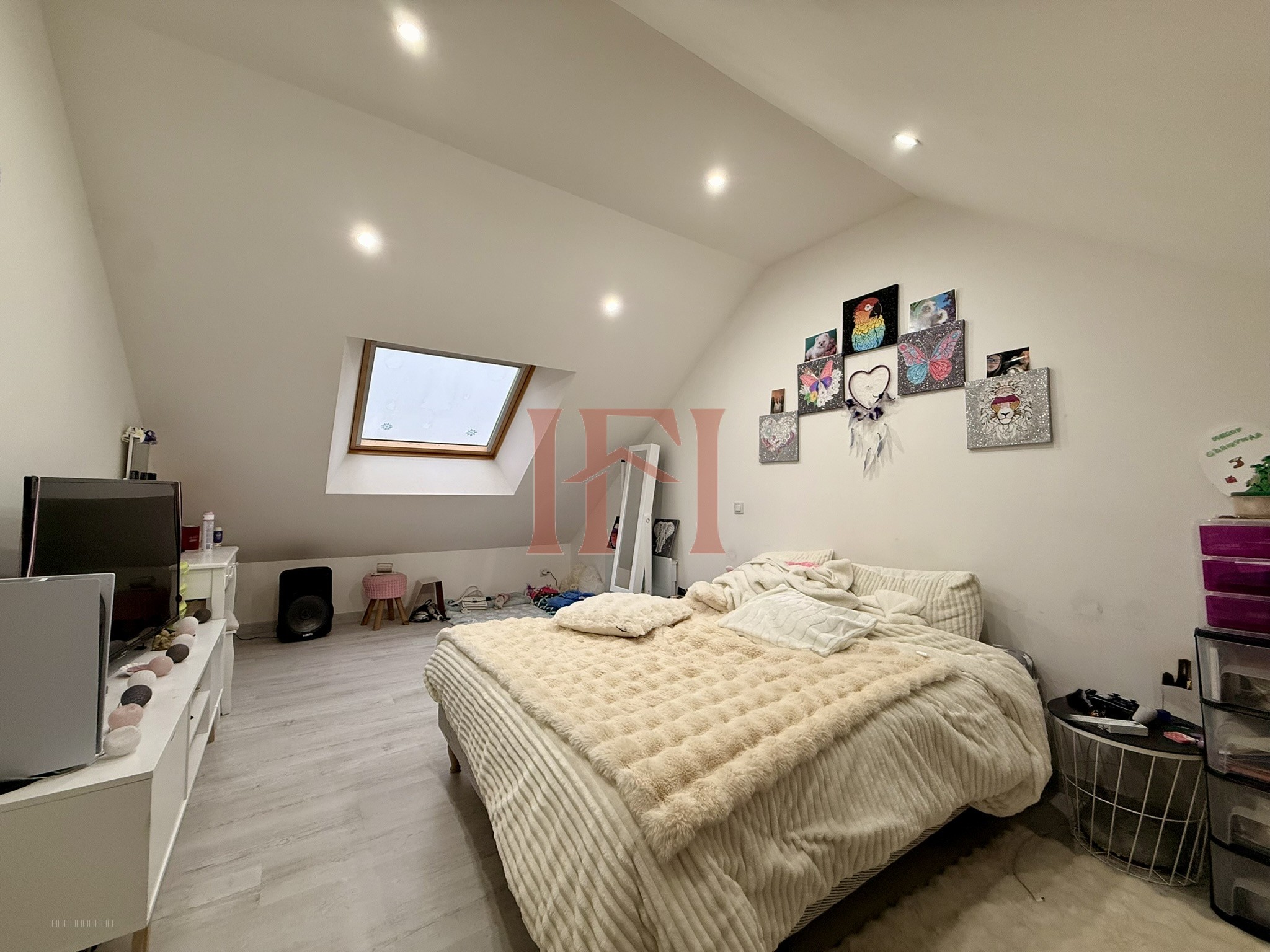 MAISON FAMILIALE AVEC JARDIN - 15 MIN CLOYES CENTRE *COUP DE COEUR ASSURE — photo 8