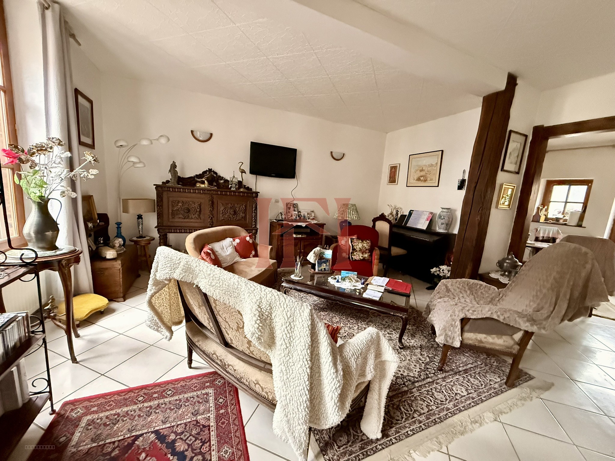 MAISON DE BOURG AVEC JARDIN - CLOYES LES TROIS RIVIERES — photo 2