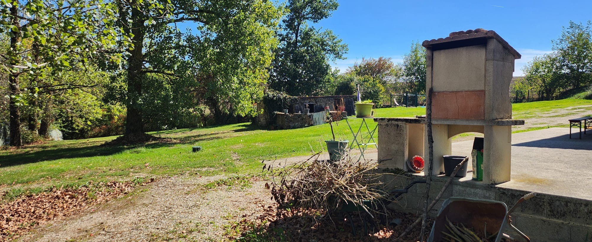 Maison d’habitation avec appartement indépendant et piscine sur 5 356 m2 de terrain — photo 20