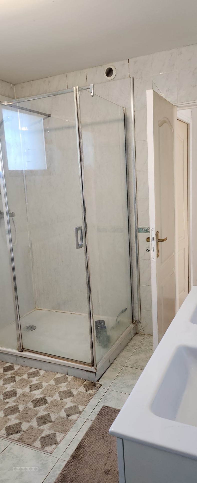 Maison d’habitation avec appartement indépendant et piscine sur 5 356 m2 de terrain — photo 12
