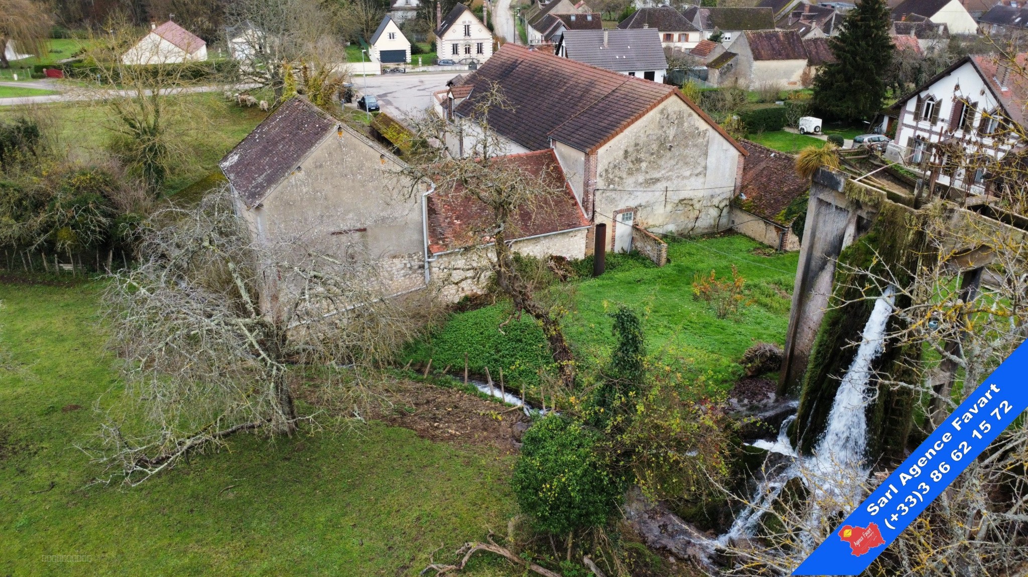 MOULIN ET SES DÉPENDANCES PROCHE GARE ET ACCÈS AUTOROUTE — photo 6