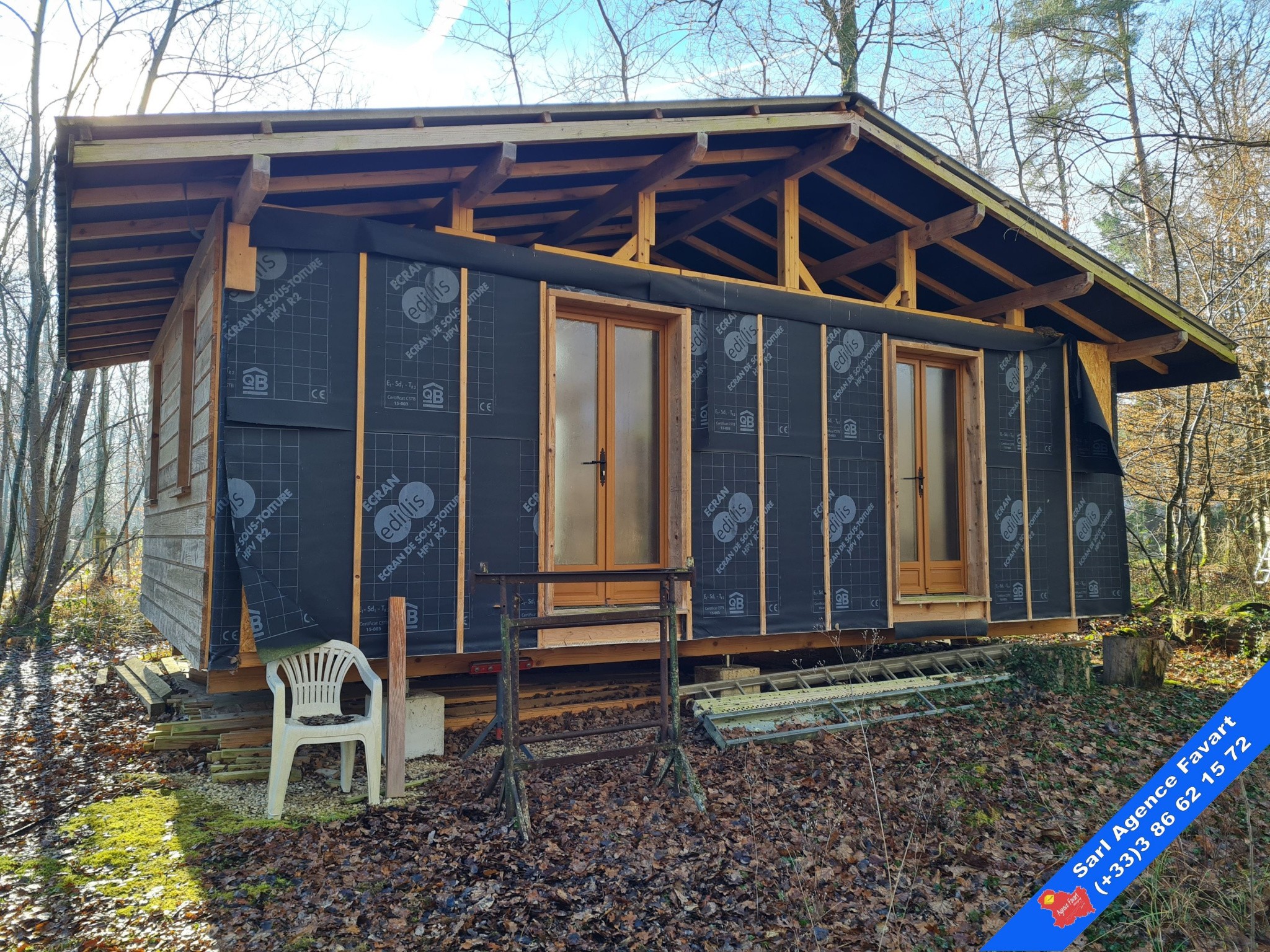 Chalet en bois à finir d’aménager Environnement calme et boisé — photo 3