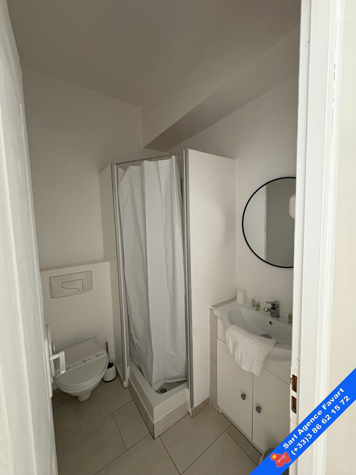Immeuble avec vue sur l'Yonne — photo 11