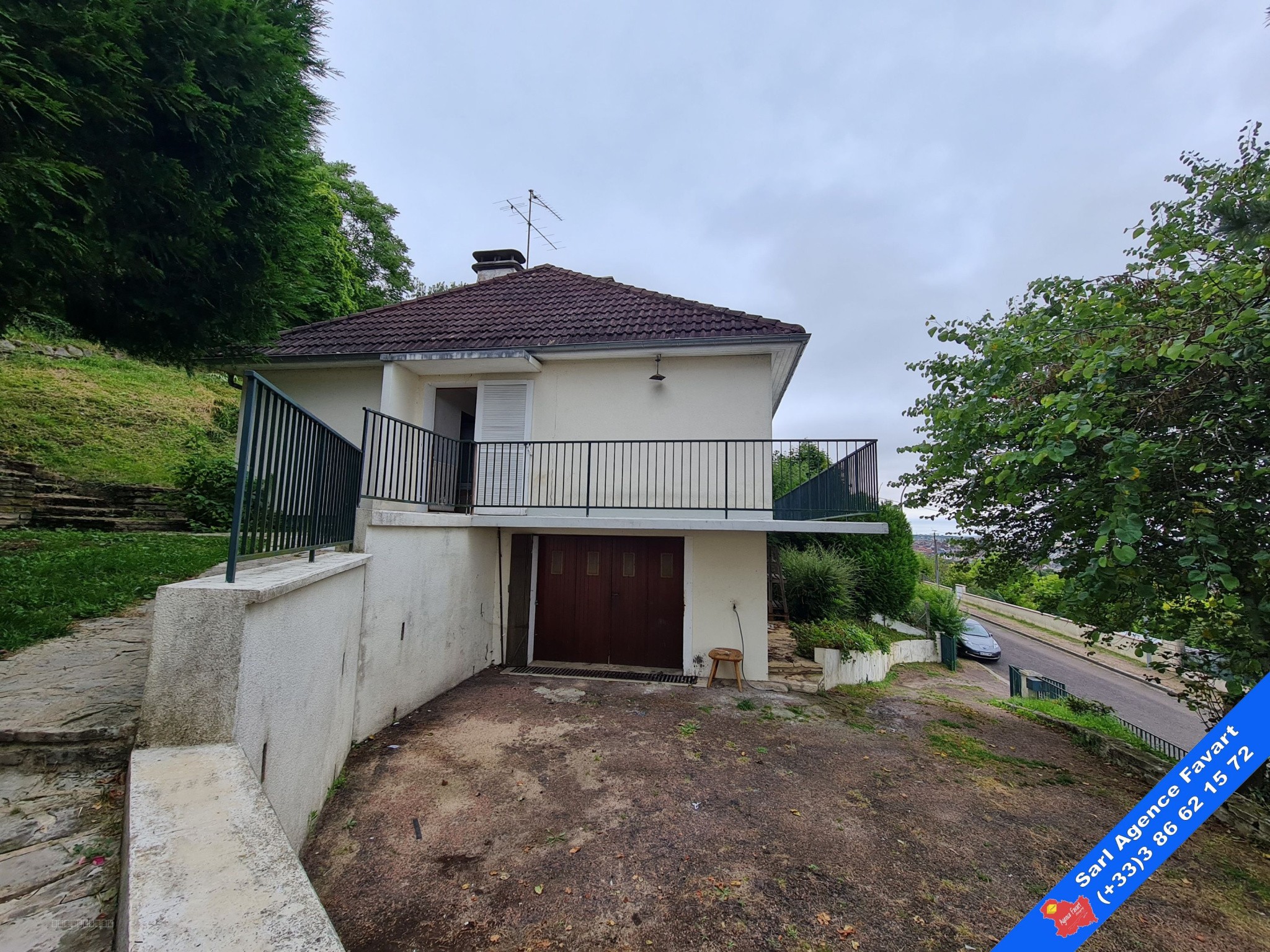 JOIGNY CÔTE SAINT-JACQUES - Pavillon avec vue dominante exceptionnelle — photo 12