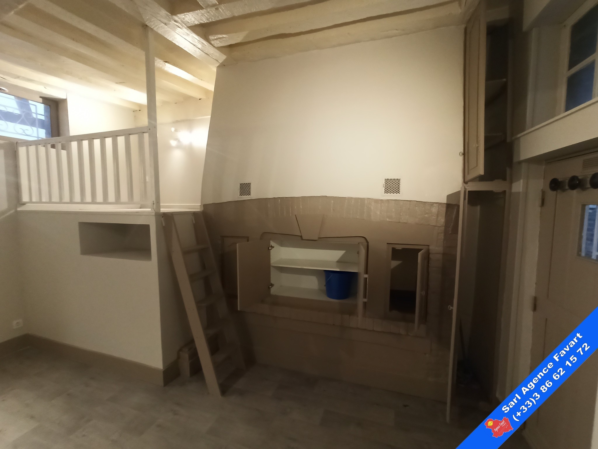Studio dans vieille ville — photo 5