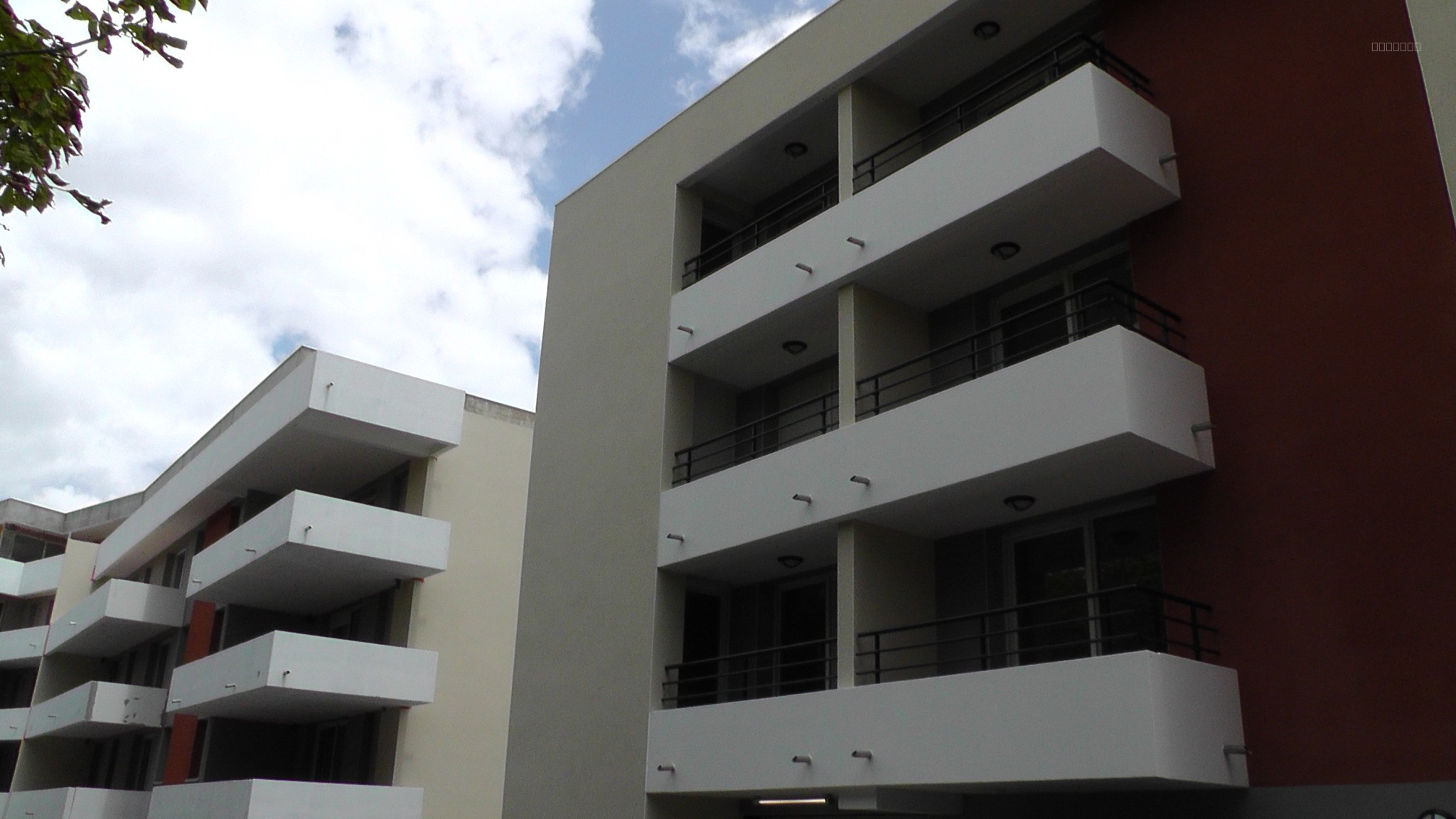 Beau T2 rénové de 29 m2 avec balcon et belle vue dégagée (OFFRE ACCEPTÉE) — photo 7