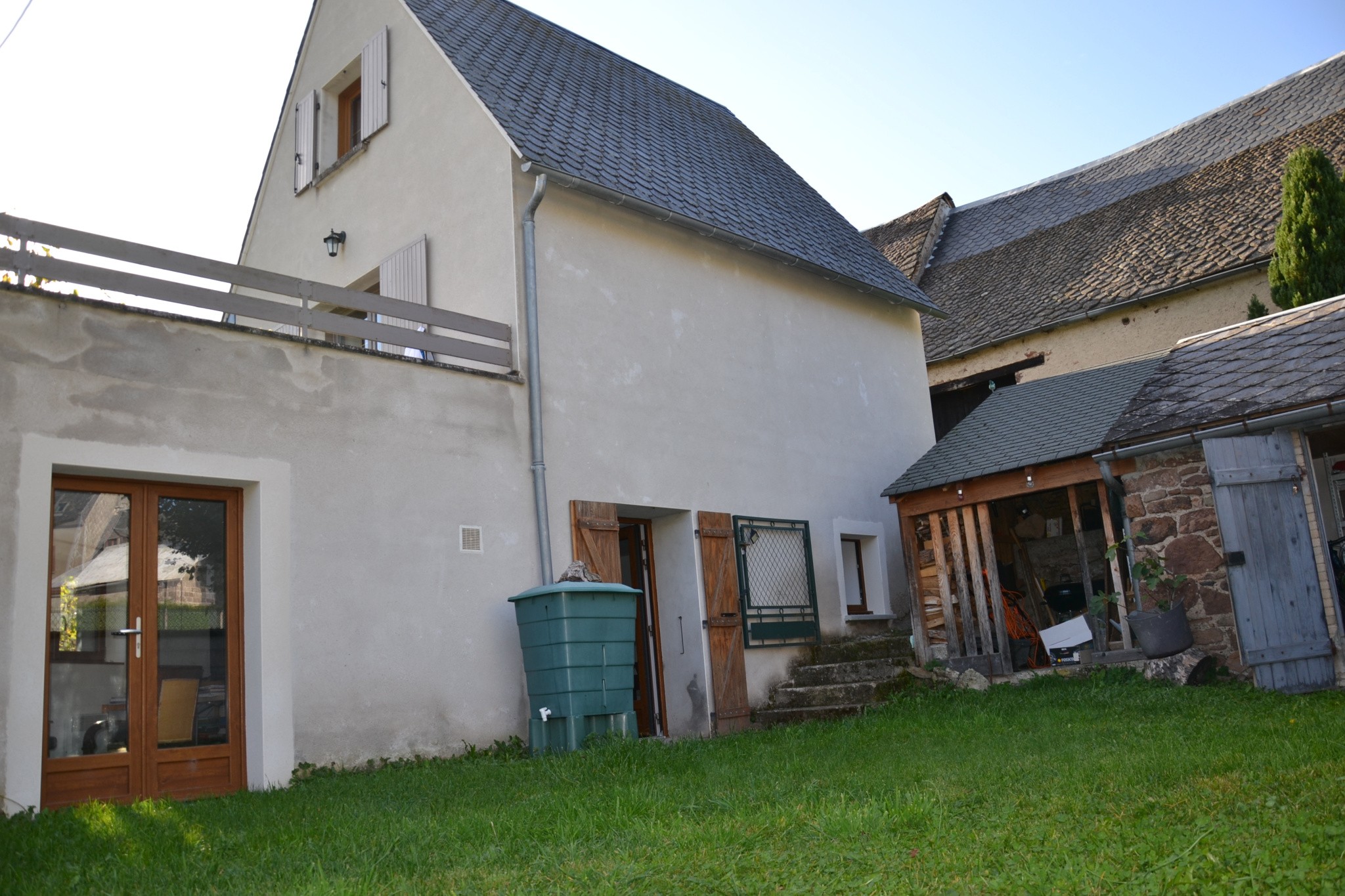 Bel ensemble de deux maisons avec jardin et vue sur le Massif du Sancy — photo 13