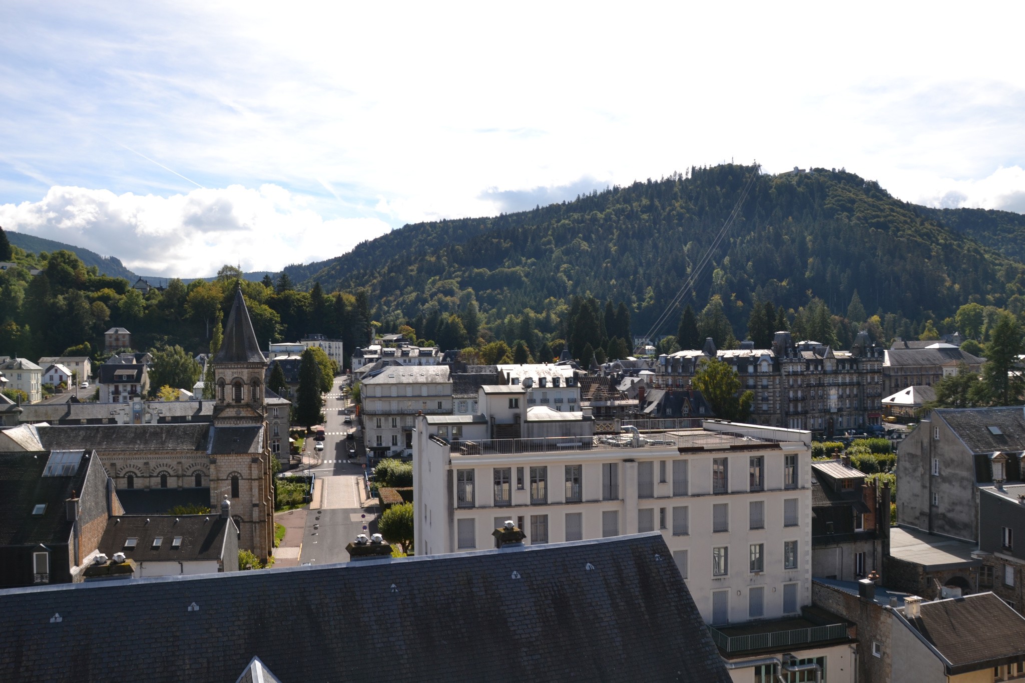 Beau T2 rénové de 29 m2 avec balcon et belle vue dégagée — photo 7