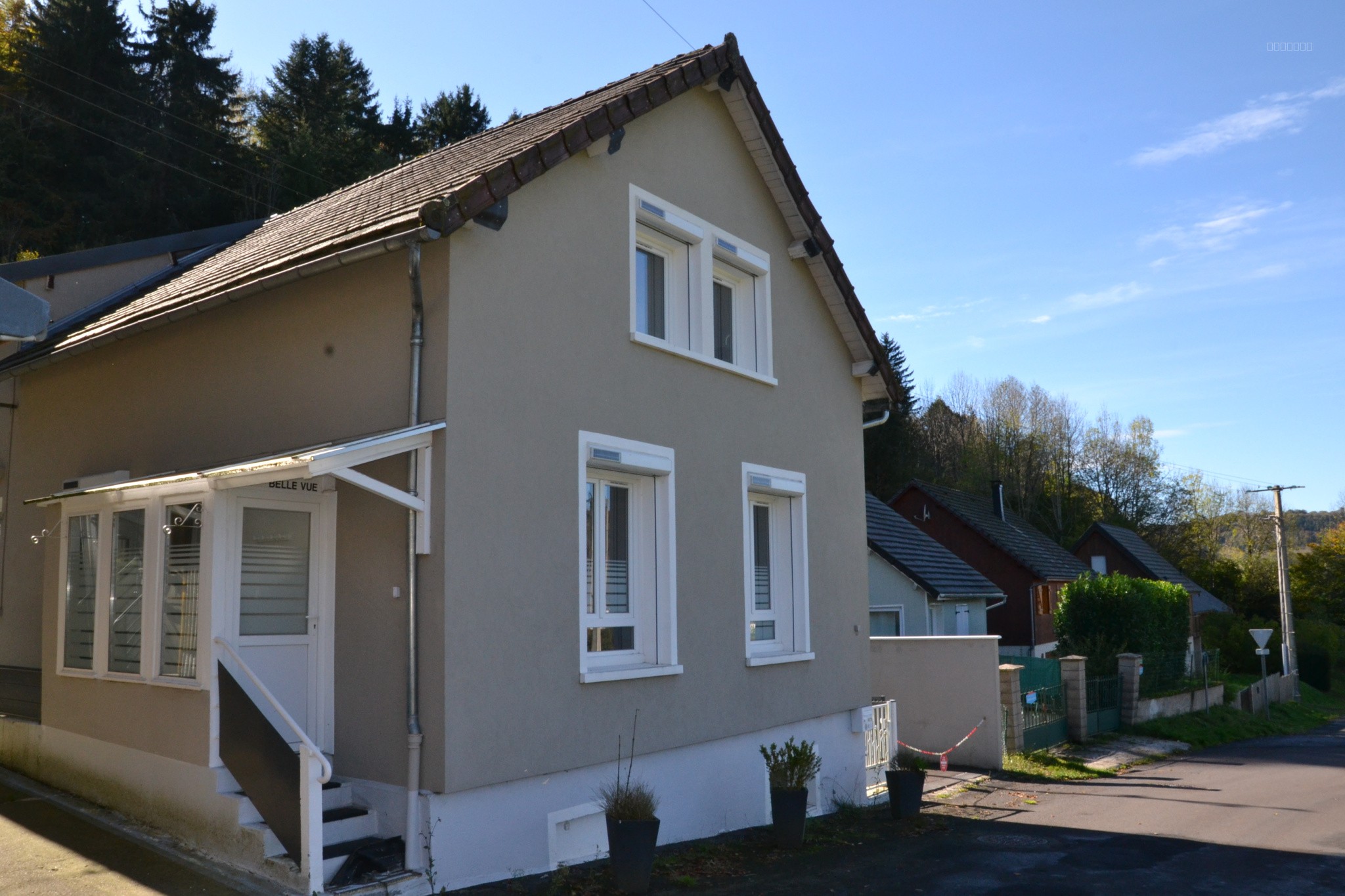 Belle maison rénovée de 136 m2 au calme et divisée en 3 appartements — photo 15