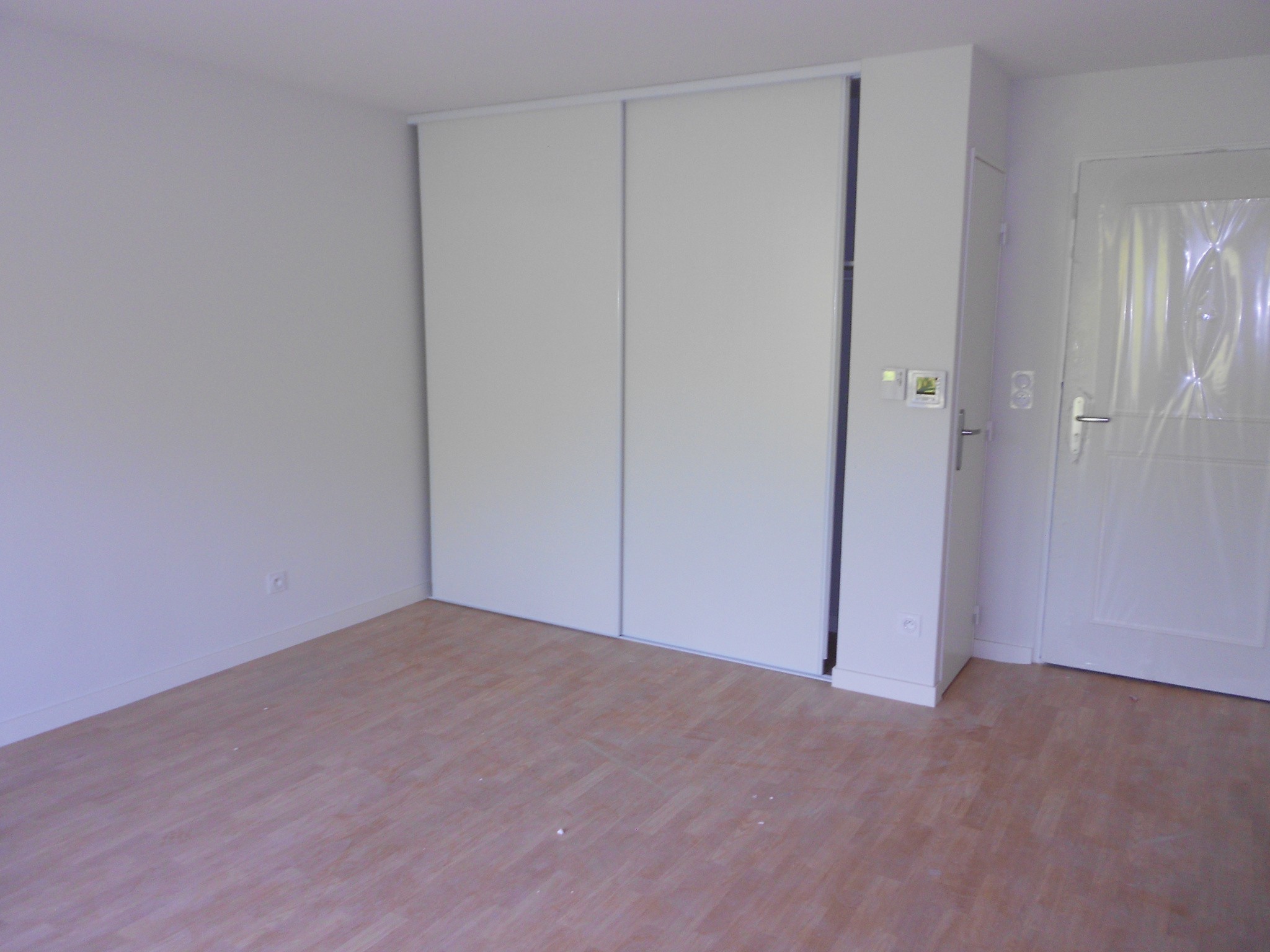 Beau T2 rénové de 29 m2 avec balcon et belle vue dégagée (OFFRE ACCEPTÉE) — photo 6