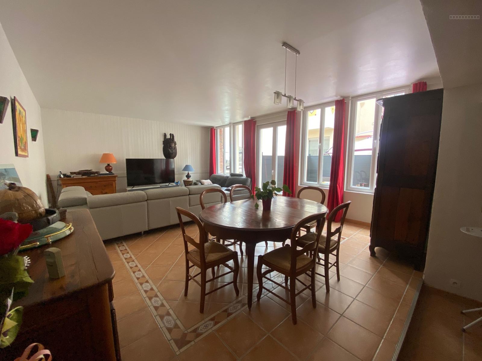 Appartement T5 triplex de 133 m2 avec terrasse et place de parking — photo 5