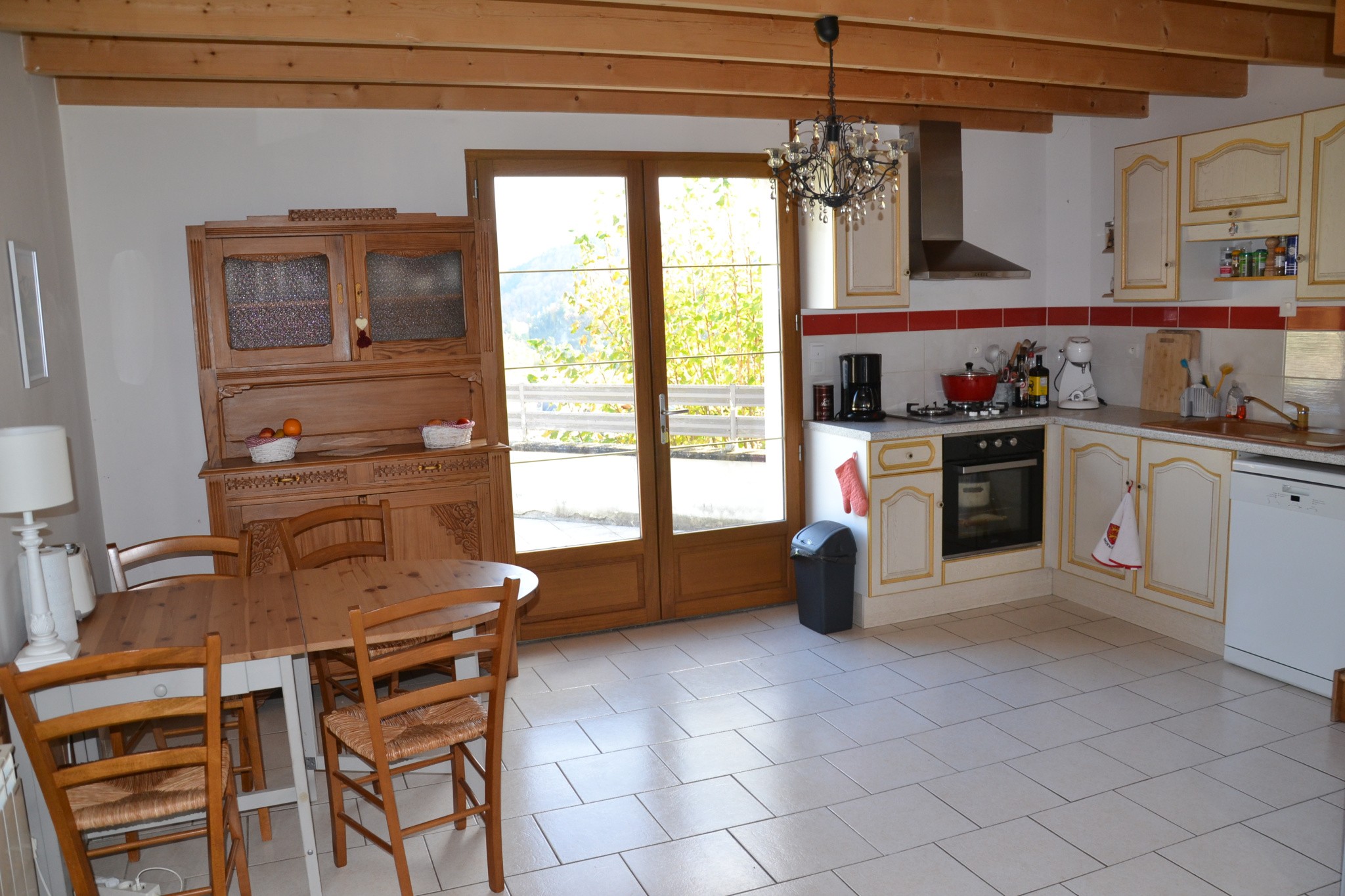 Bel ensemble de deux maisons avec jardin et vue sur le Massif du Sancy — photo 2