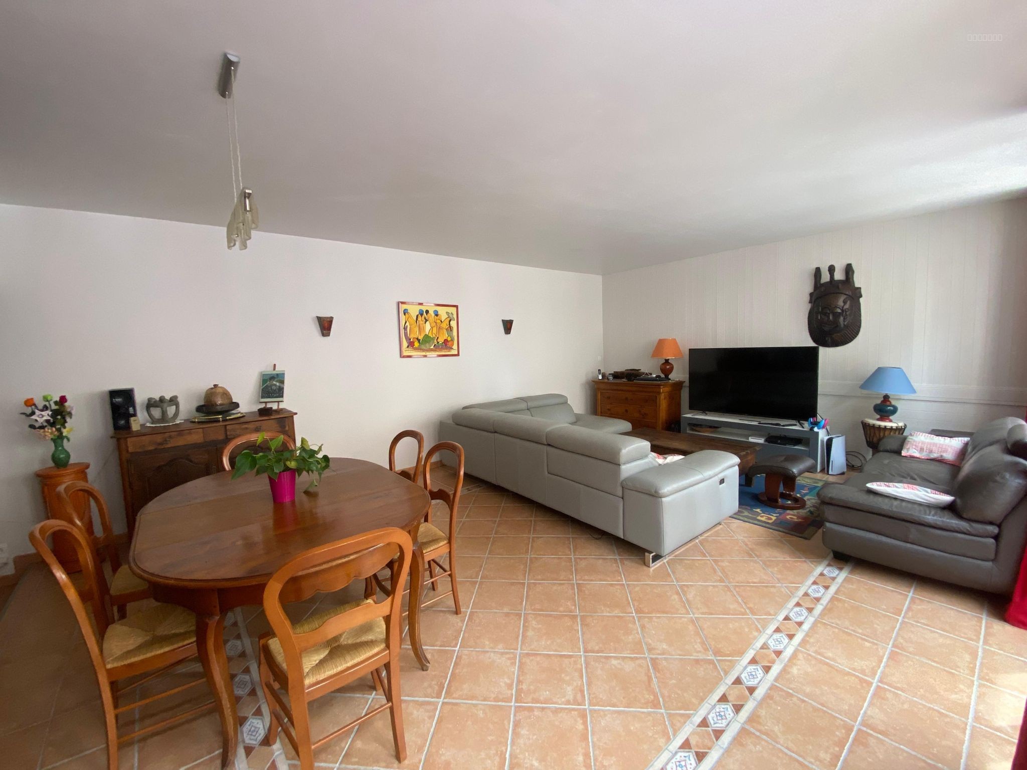 Appartement T5 triplex de 133 m2 avec terrasse et place de parking — photo 3