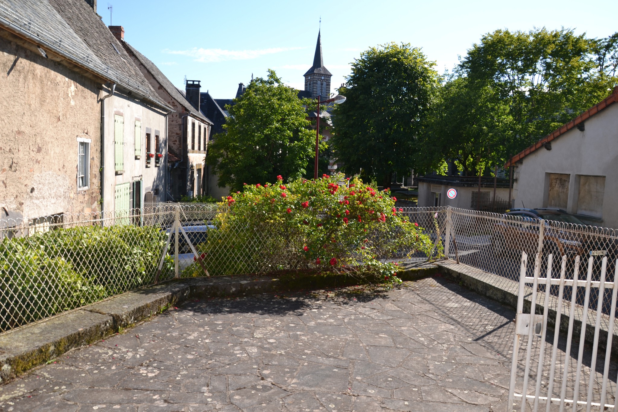 Beau T2 rénové de 29 m2 avec balcon et belle vue dégagée — photo 5