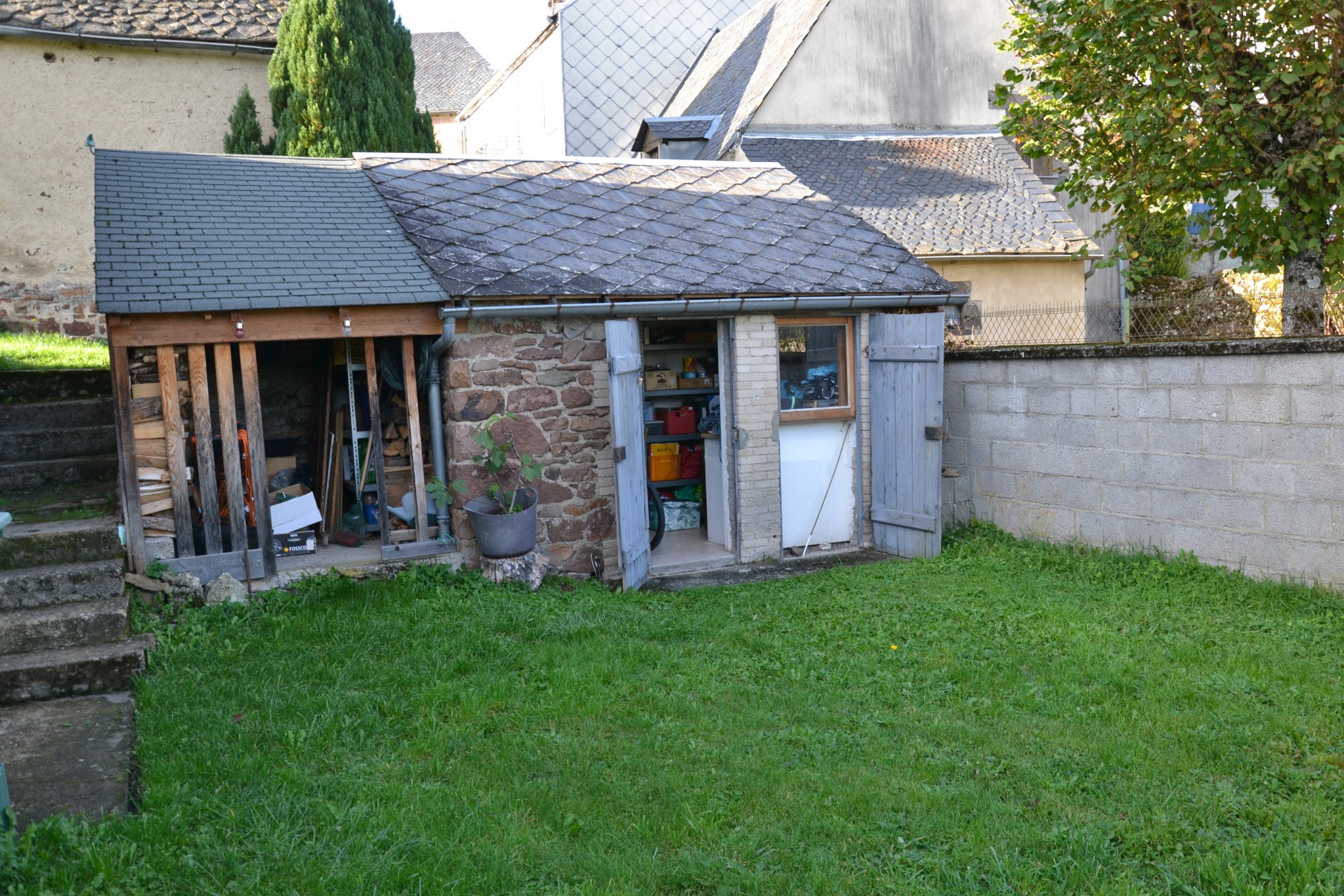 Bel ensemble de deux maisons avec jardin et vue sur le Massif du Sancy — photo 20