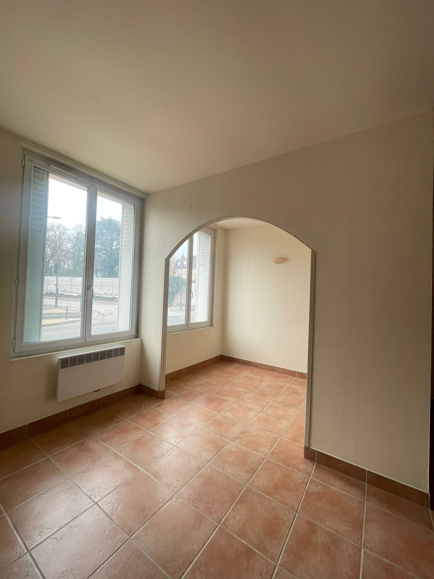 Studio 36 m2 en rez-de-chaussée à vendre — photo 3