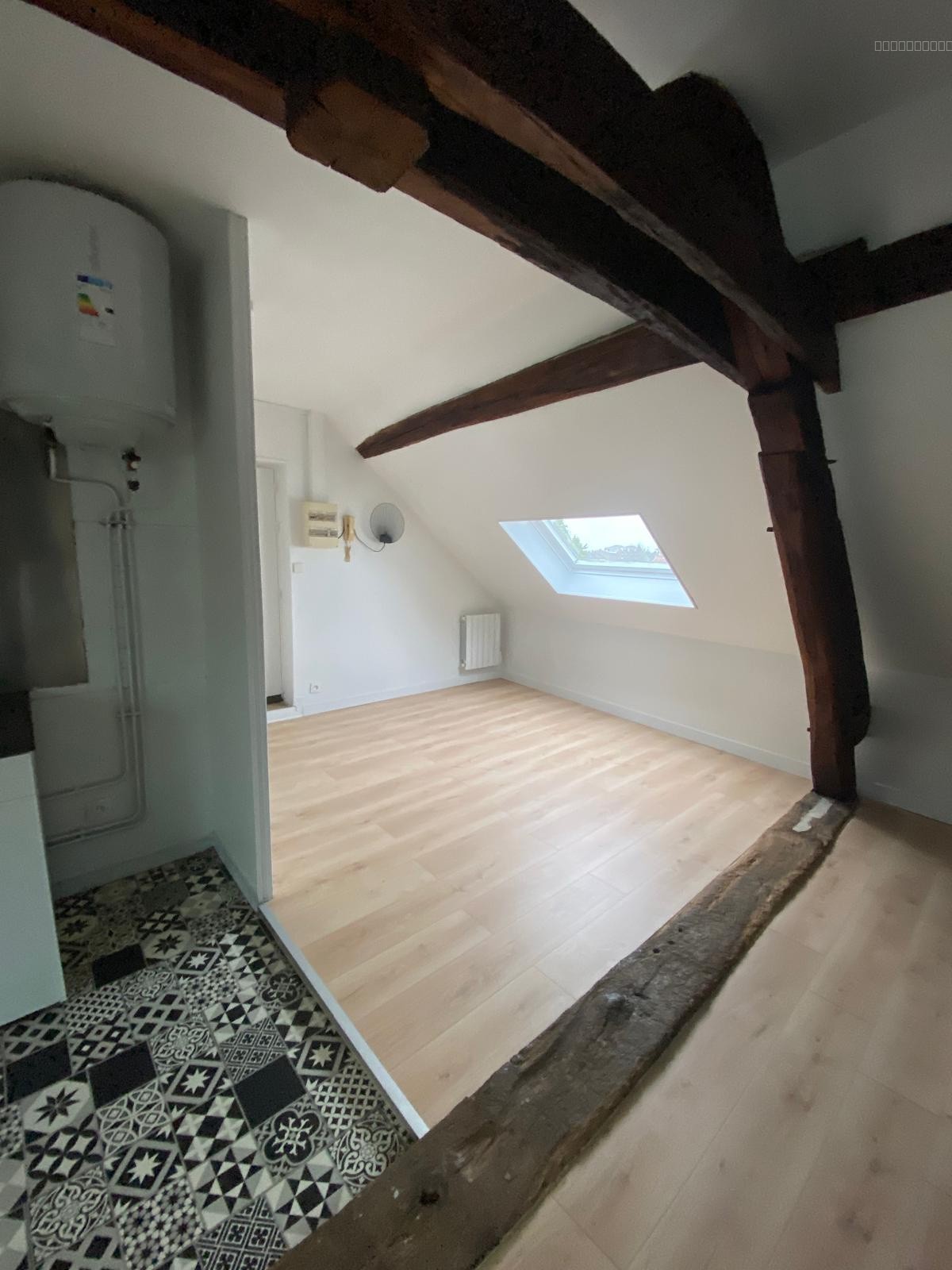 Grand T2 avec cuisine équipée à Orléans — photo 3