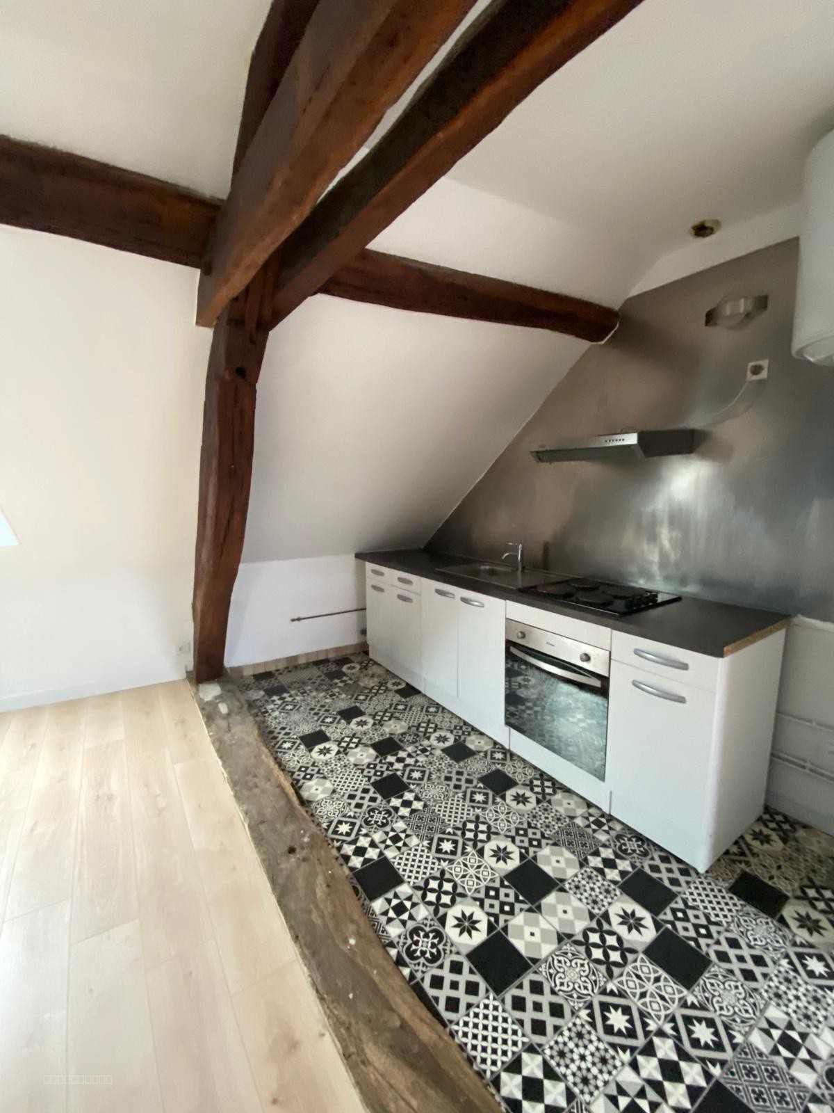 Grand T2 avec cuisine équipée à Orléans — photo 4