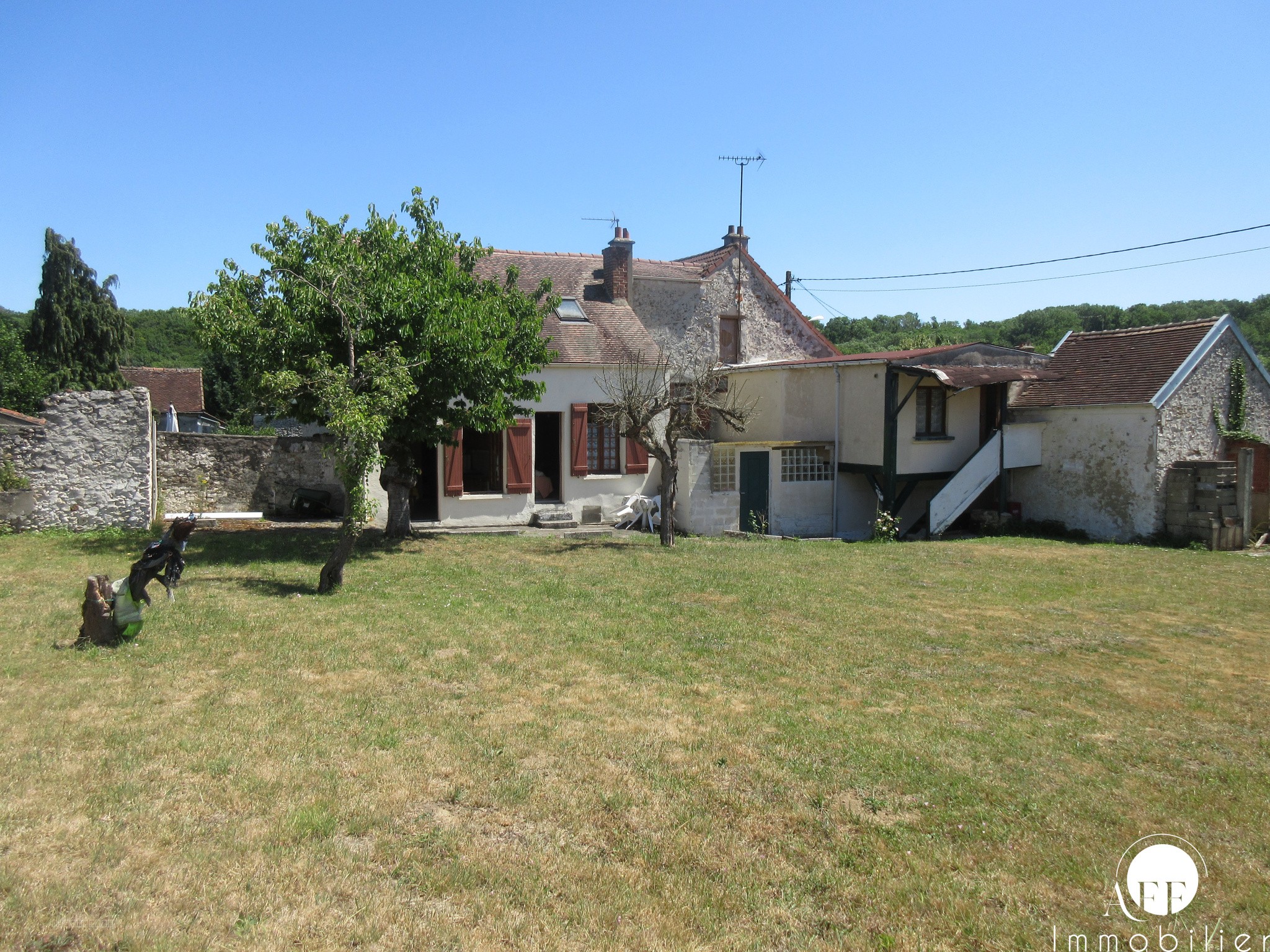 Jouy-sur-Morin - Maison briarde 171 m2 à rénover — photo 2