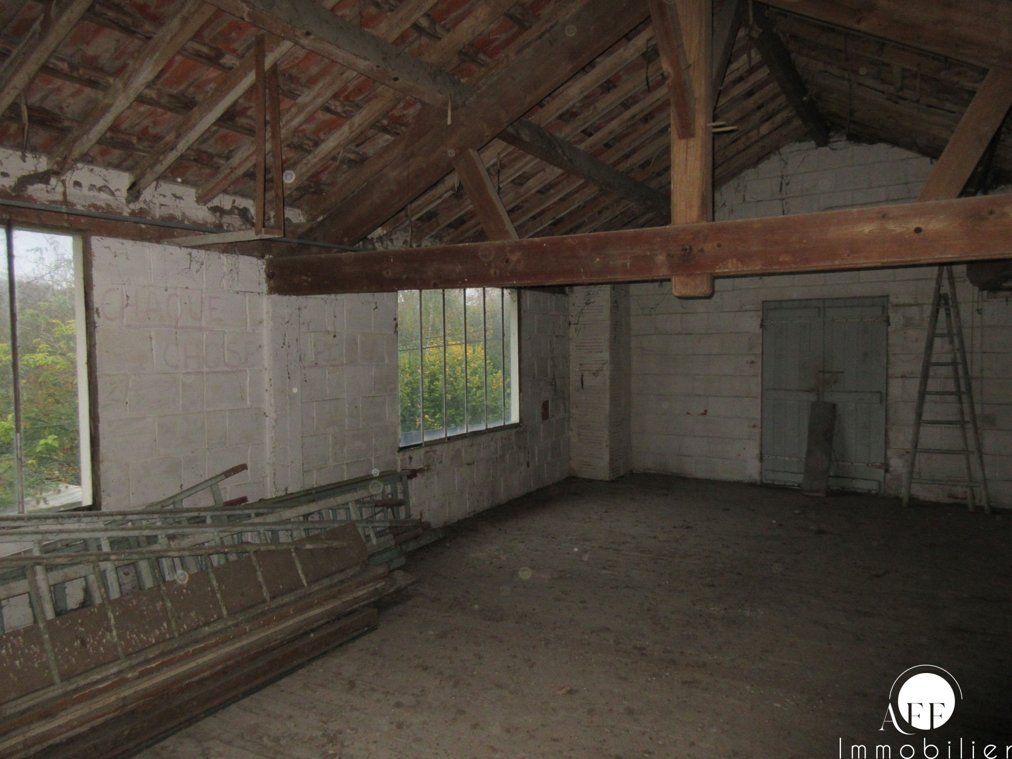 Jouy-sur-Morin - Ancien atelier à réhabiliter — photo 3