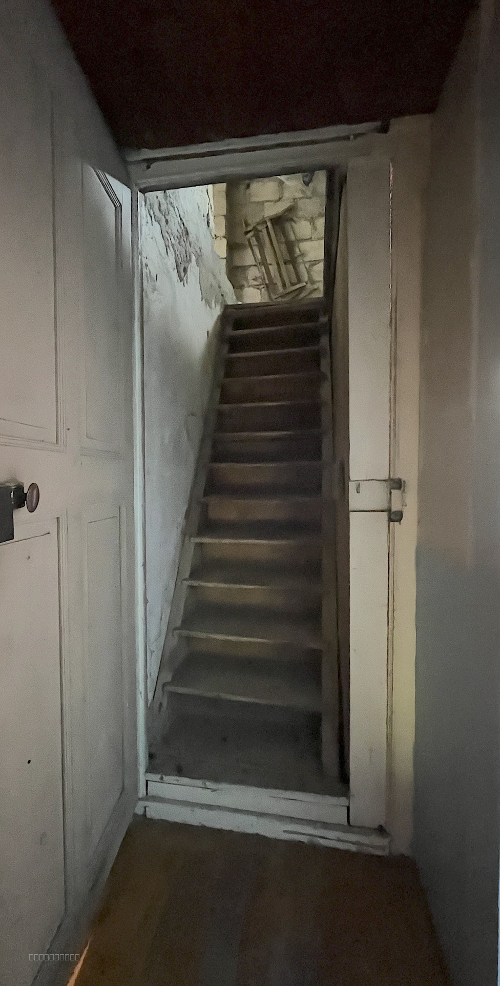Maison avec dépendances et Terrain constructible — photo 14