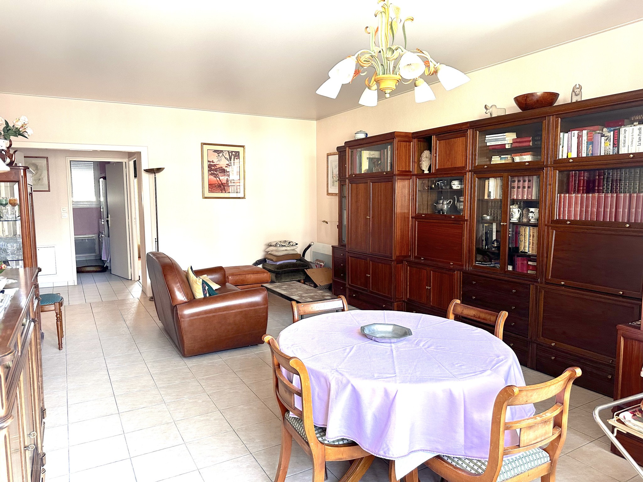 À vendre   Appartement T3 de 85,13 m2 avec garage et cave, centre-ville — photo 2