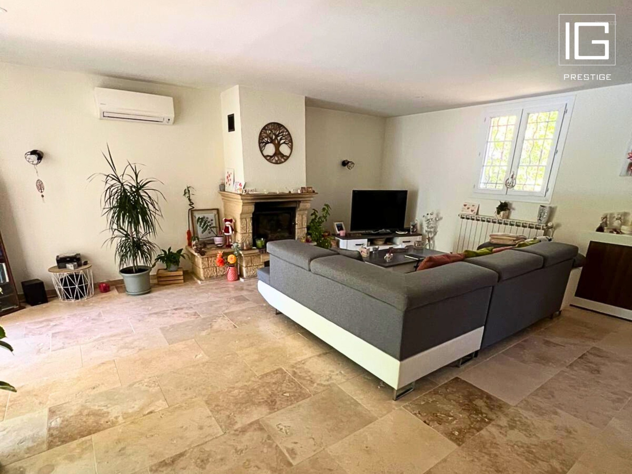 Maison provençale avec piscine, garage et terrain de 4600m2 — photo 7