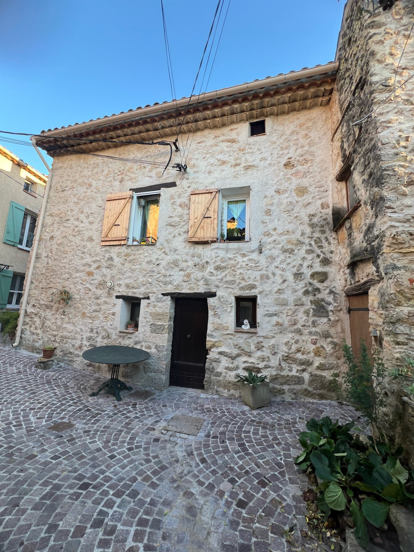 Charmante maison de hameau T3 avec remise et terrain supplémentaire — photo 3