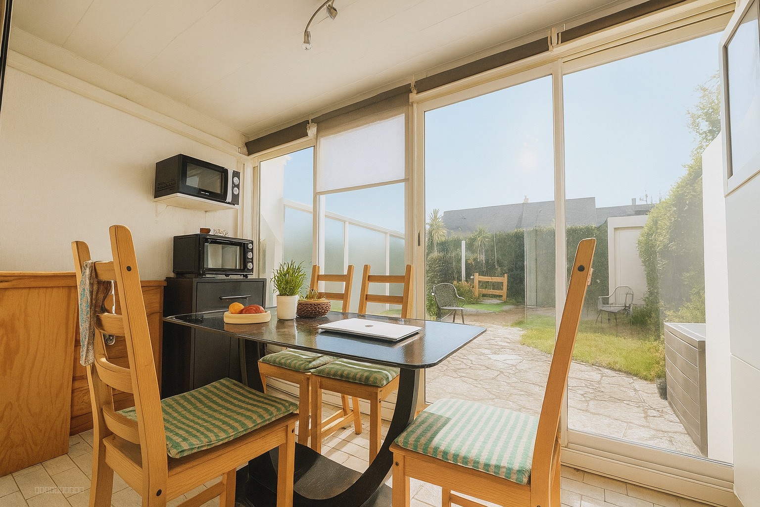 Appartement T2  en Rez de jardin    À pied des plages et des commerces   Six-Fours-les-Plages — photo 4
