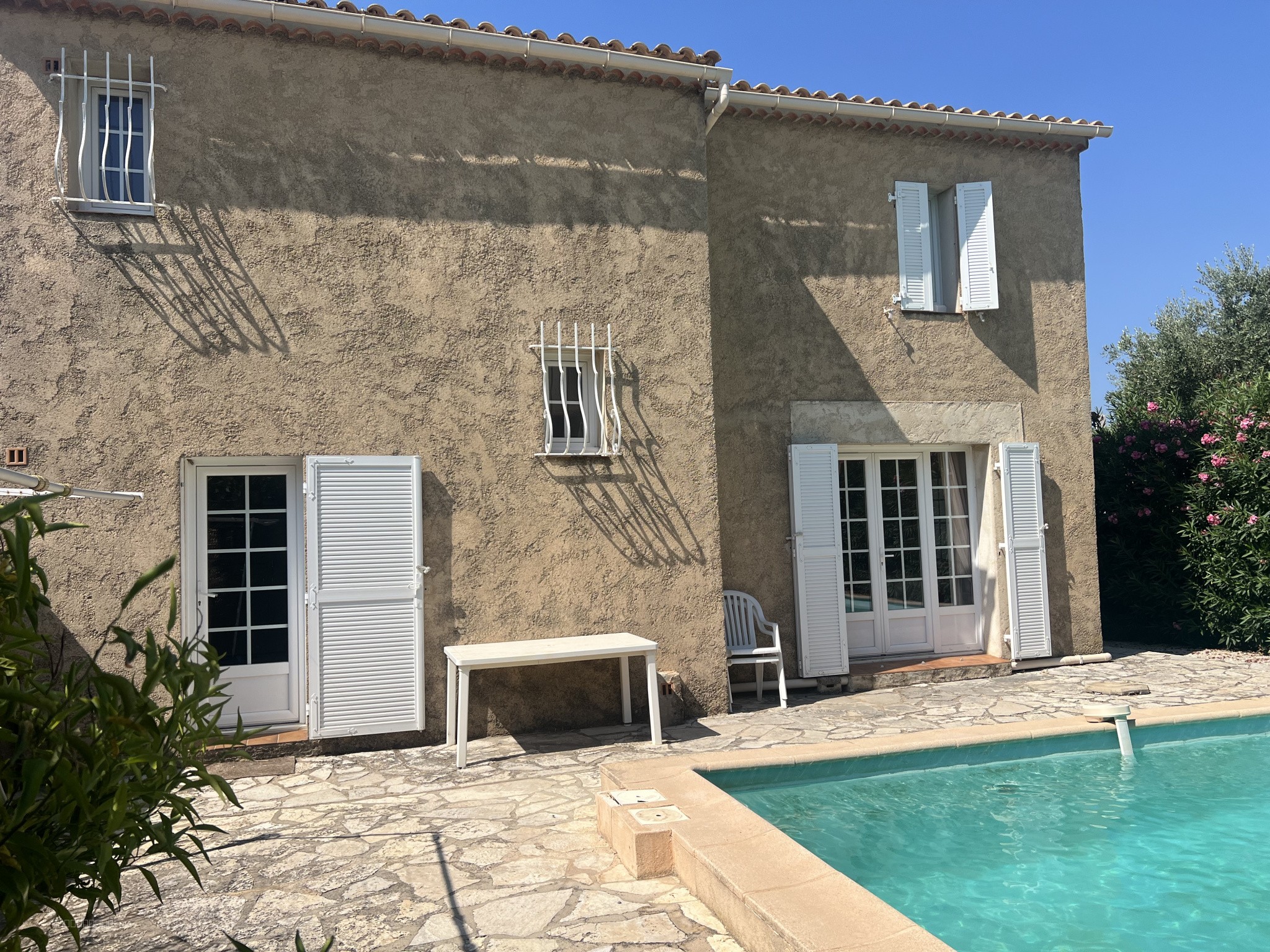 Maison T4, proches commerces — photo 10