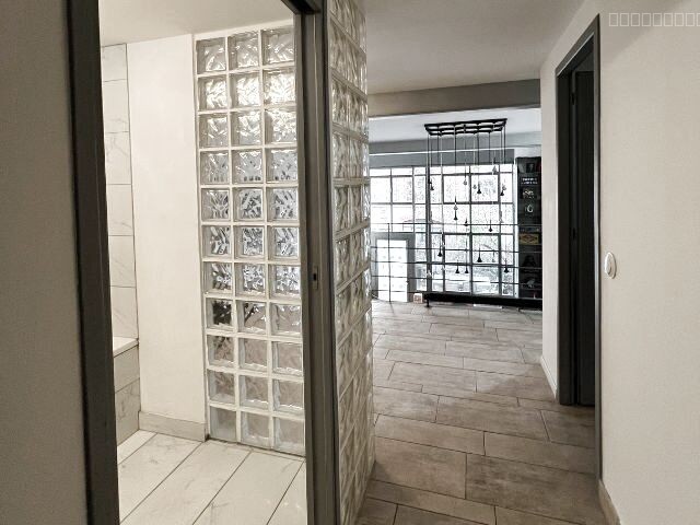 Véritable Loft de 140 m2, Esprit New York, Quartier Ortolan — photo 9