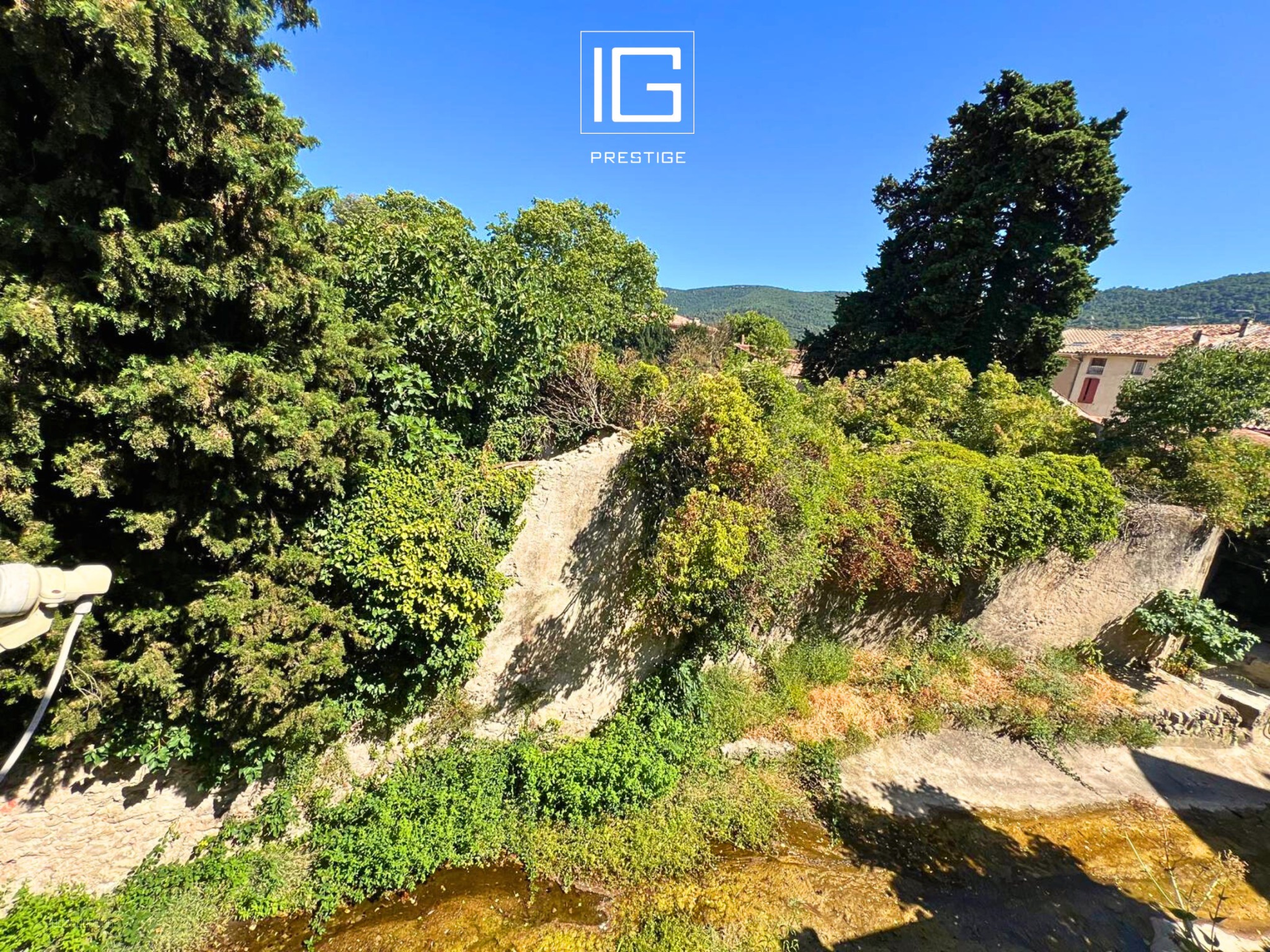 Charmant appartement T4 de 106 m2 avec terrasse ensoleillée   Vue dégagée sur verdure — photo 6
