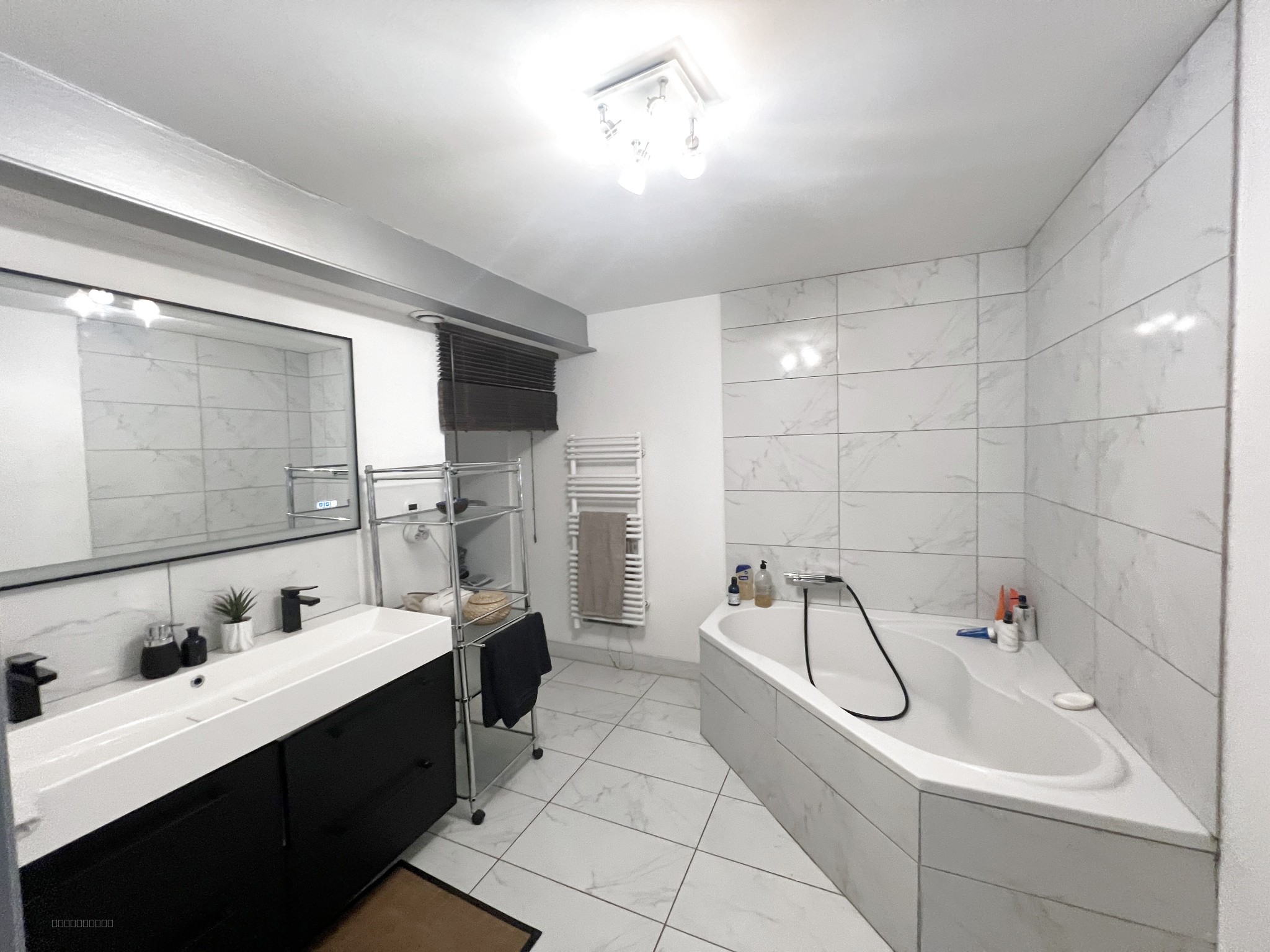 Véritable Loft de 140 m2, Esprit New York, Quartier Ortolan — photo 8