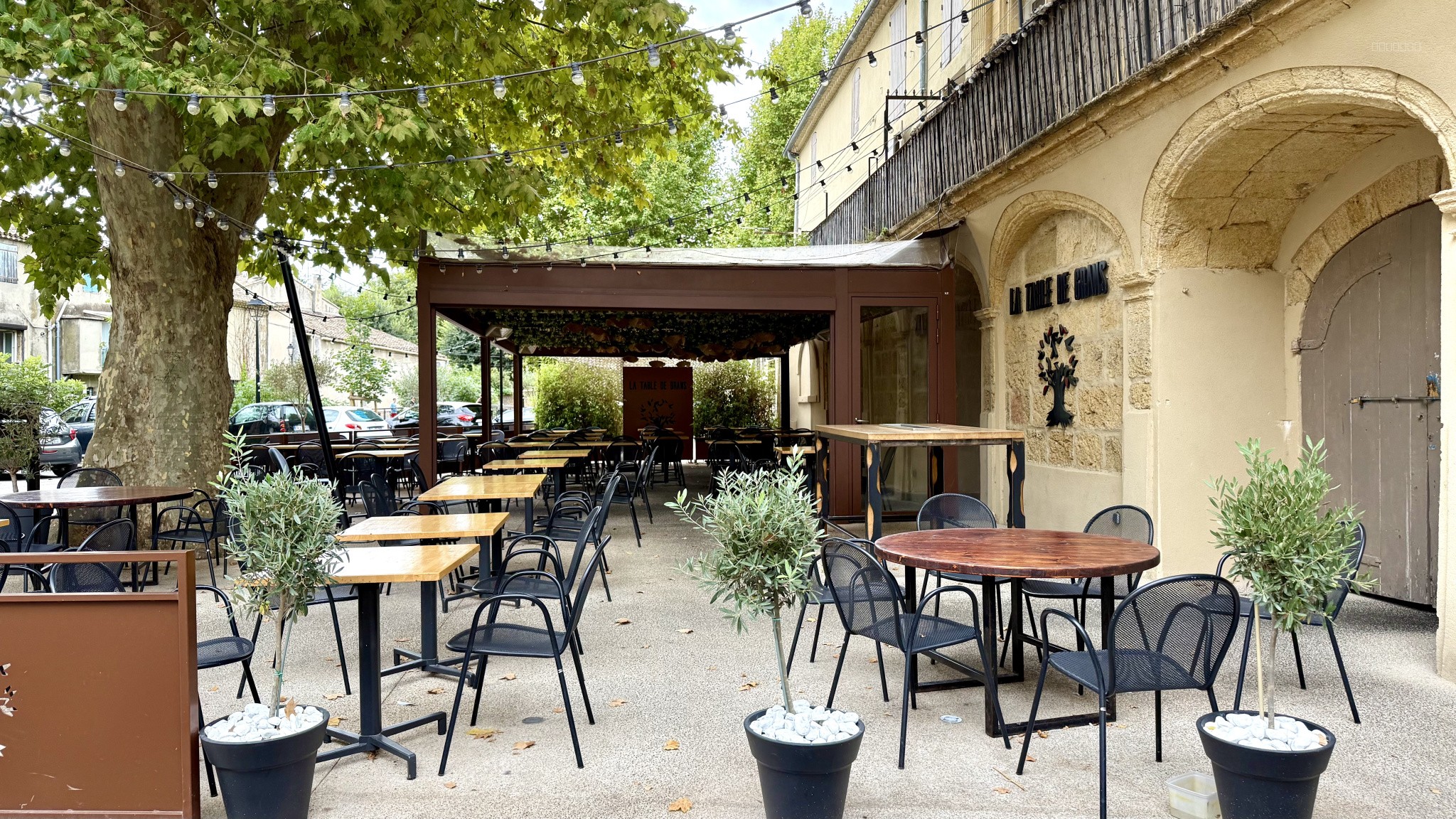 A vendre - Fond de Commerce - Restaurant Grans 350m2 à 5min de Salon-de-Provence (13) — photo 3