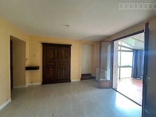 MAISON DE PLAIN-PIED DE 107 M2 HAB.DÉPENDANCES ATTENANTES. — photo 5