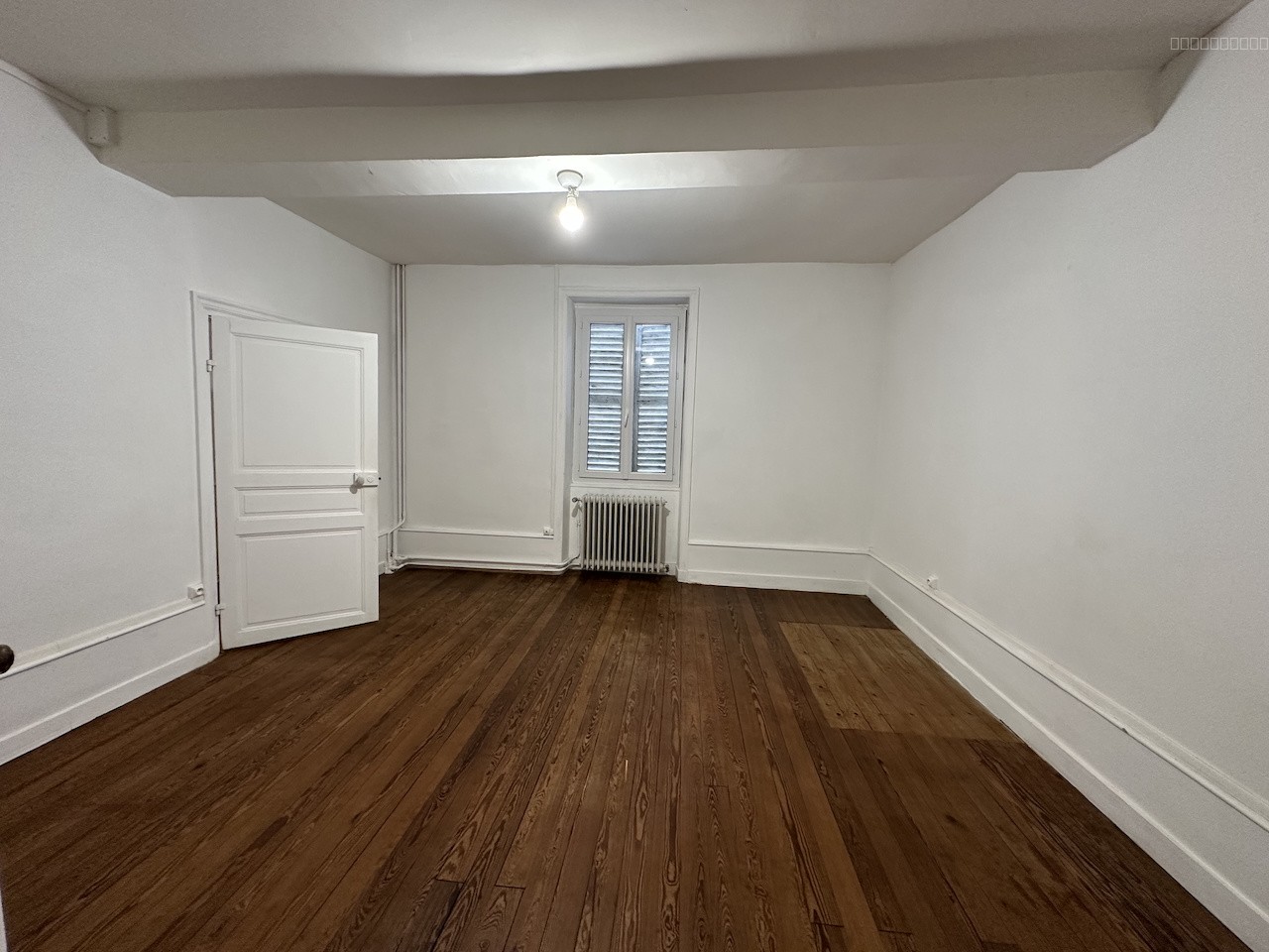 Maison de 240 m2 habitables, proche commerces et centre ville. — photo 17
