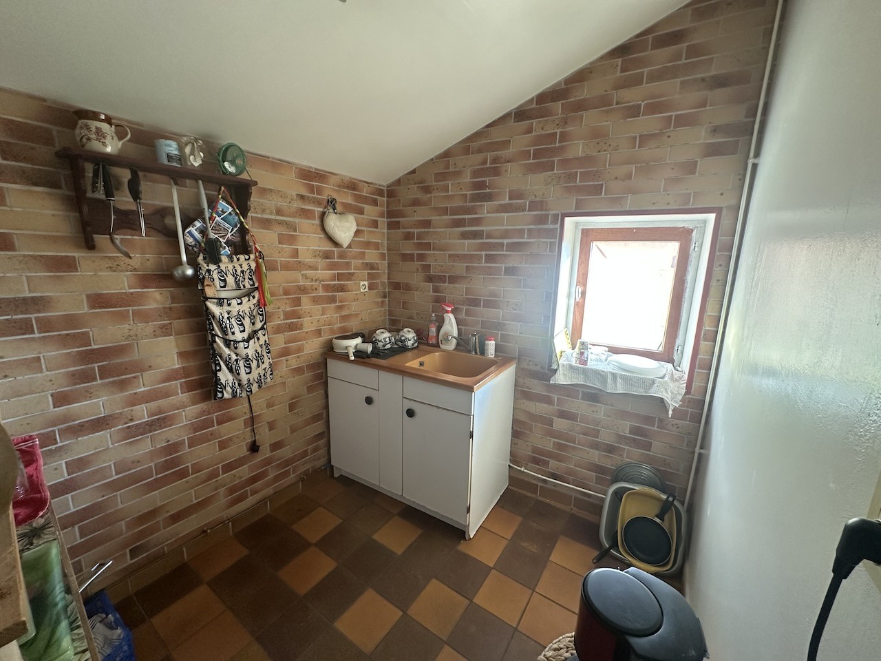 Maison d'habitation de 135 m2 hab. Belle situation avec vue. — photo 8