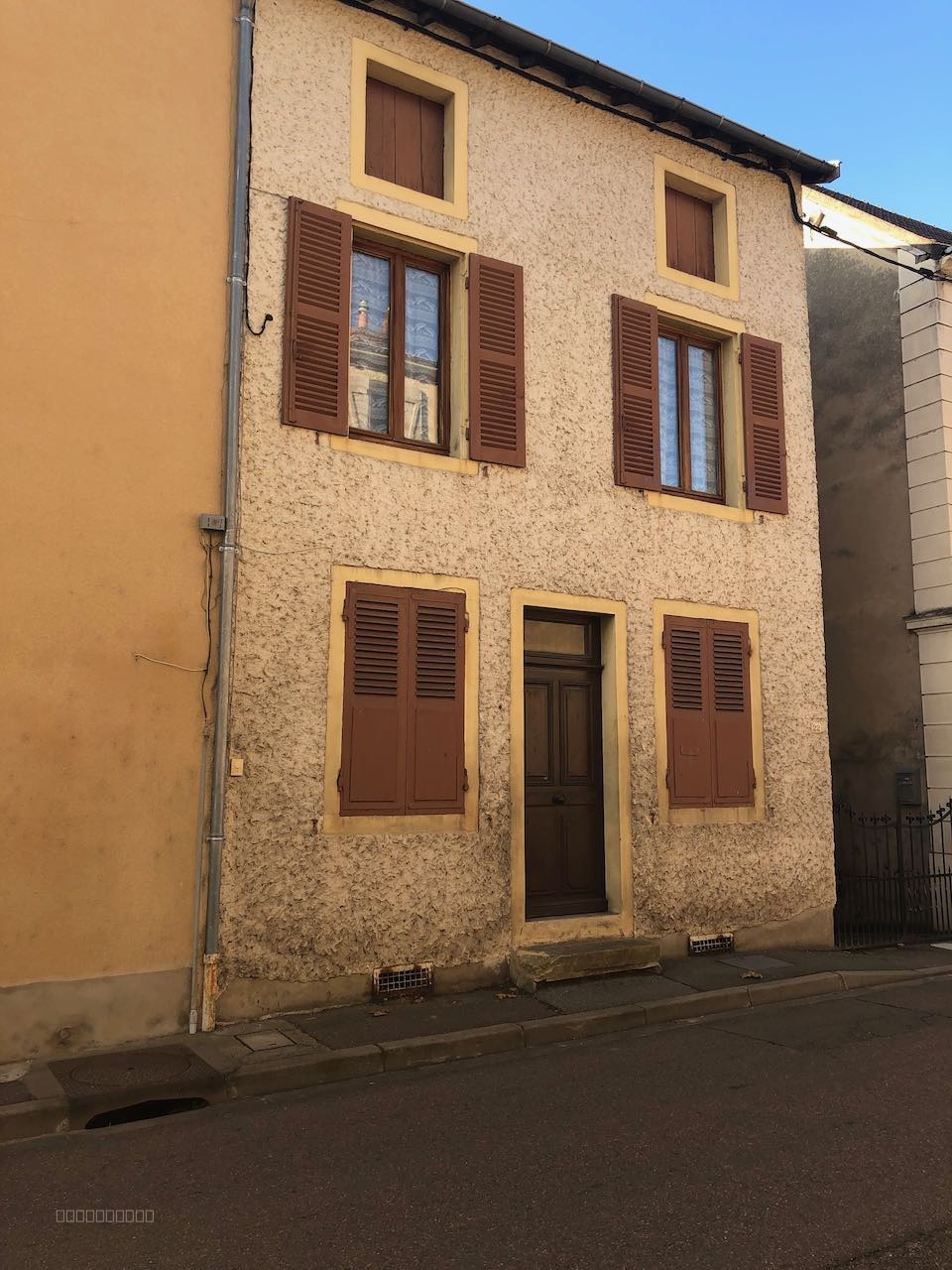 Immeuble de rapport proche centre ville et commerces — photo 2