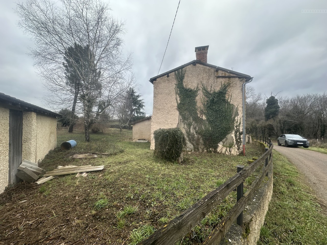 ANCIEN CORPS DE FERME EN PIERRE À RÉNOVER, BELLE SITUATION — photo 7