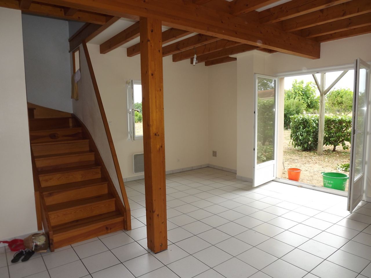 Maison d'habitation en bon état, 85 m2 hab environ et garage. — photo 5