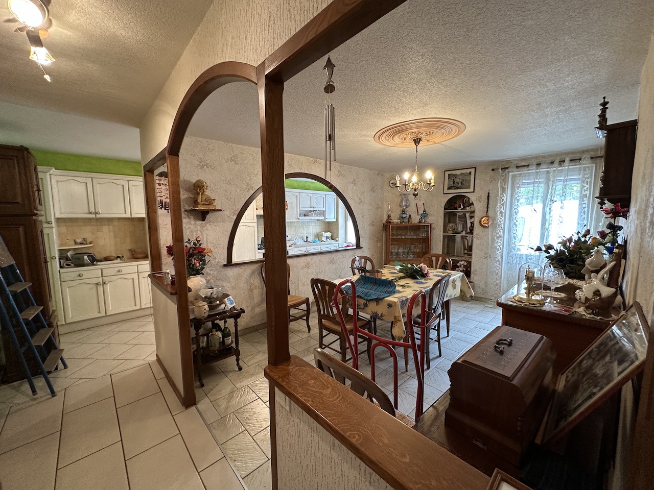 Maison 120 m2 hab, proche centre ville et commerces.Bon état général. — photo 8