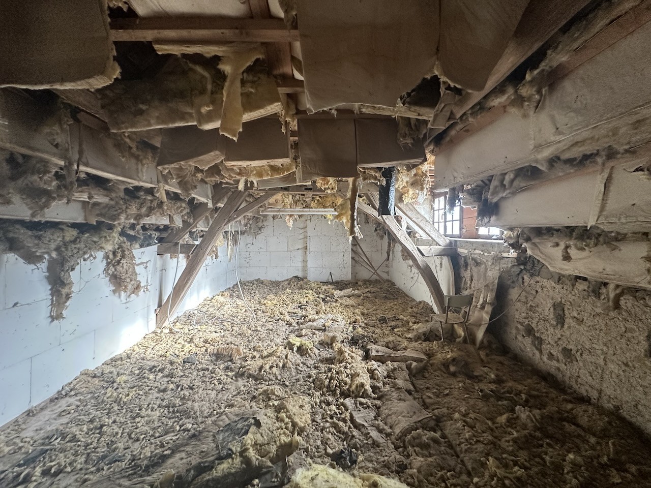 ANCIEN CORPS DE FERME EN PIERRE À RÉNOVER, BELLE SITUATION — photo 20