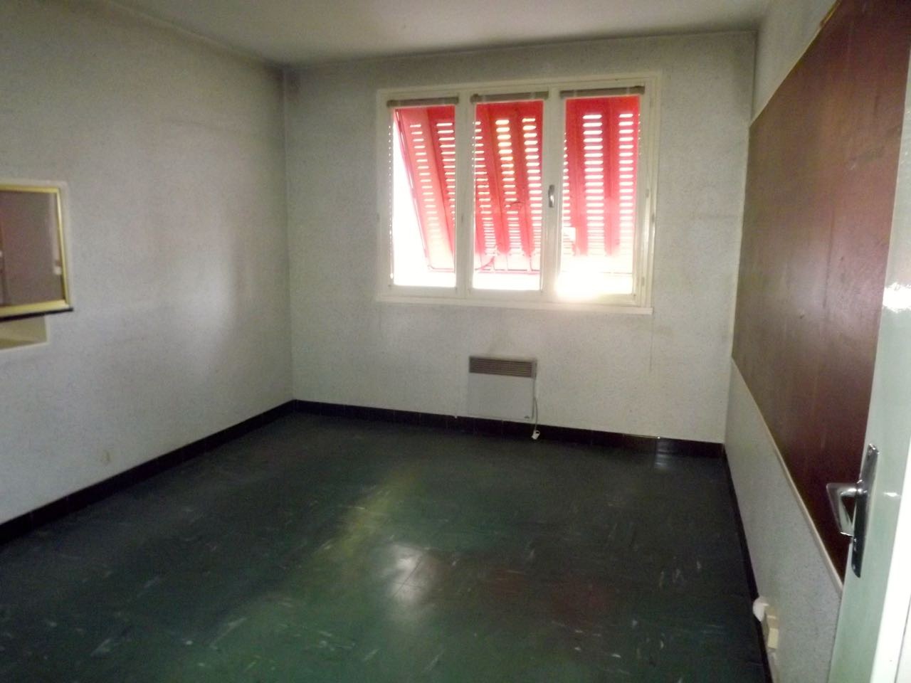 ENTREPOT ET LOCAL INDUSTRILE DE 820 M2 — photo 16
